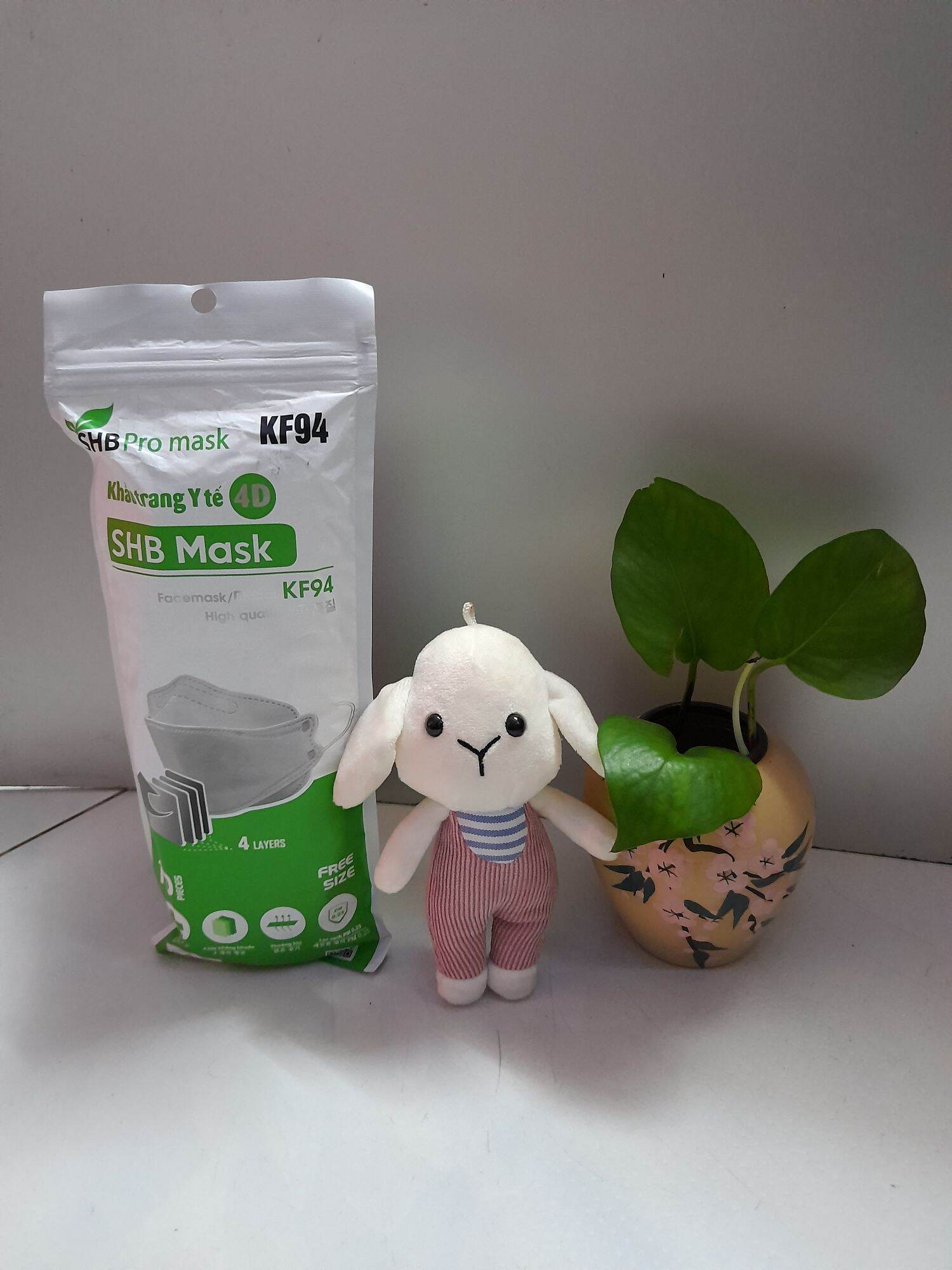 Khẩu trang 4d shb pro mask 1 thùng/ 30 gói /300 chiếc
