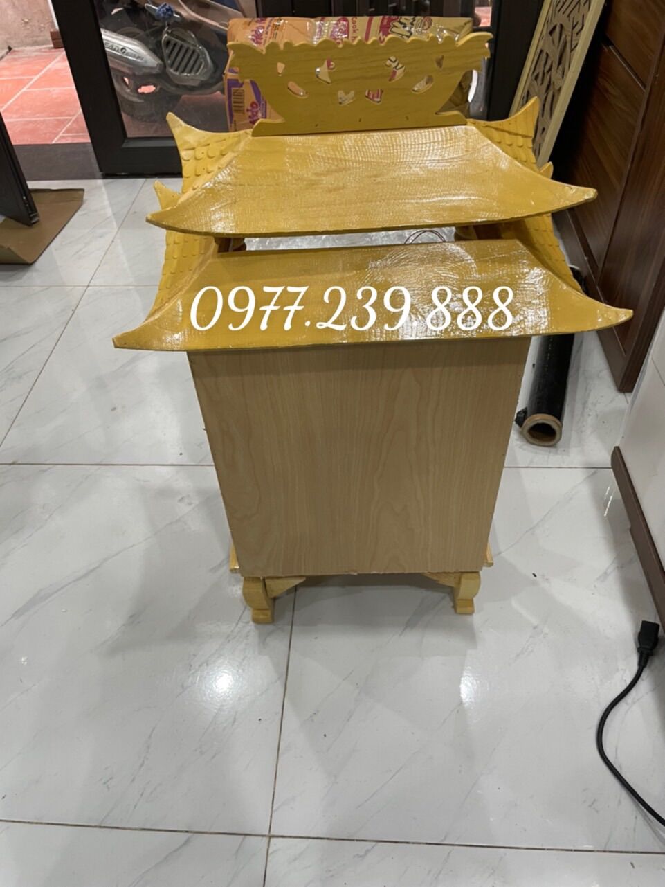bàn thờ thần tài bằng gỗ pơmu