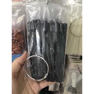 Móng mẫu que