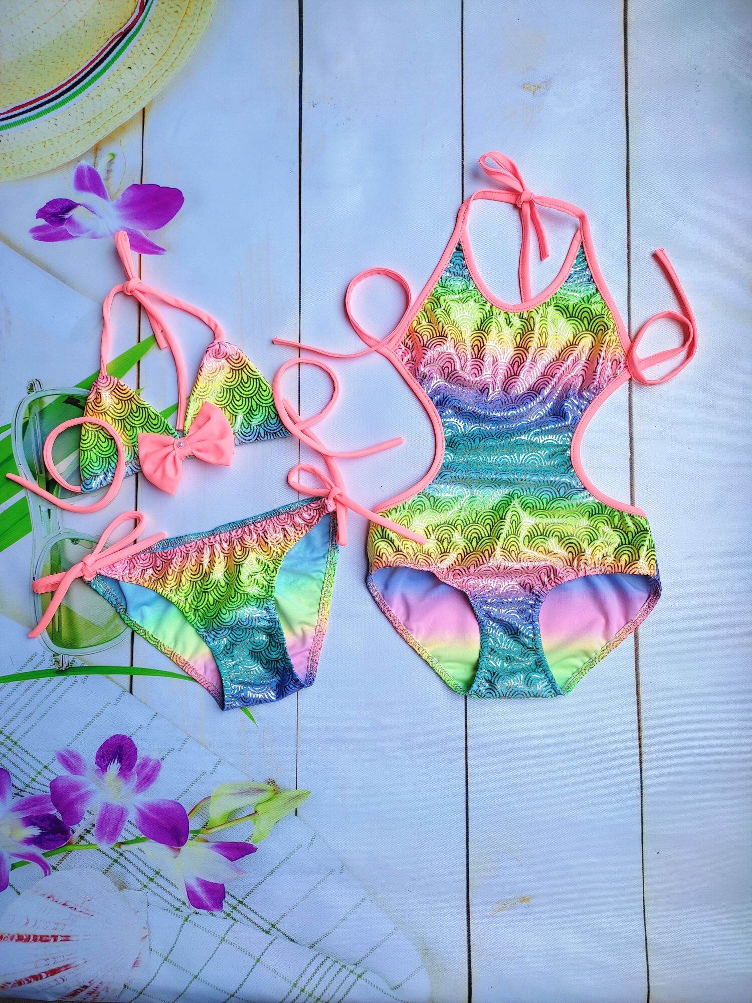 Bikini bé gái siêu xinh