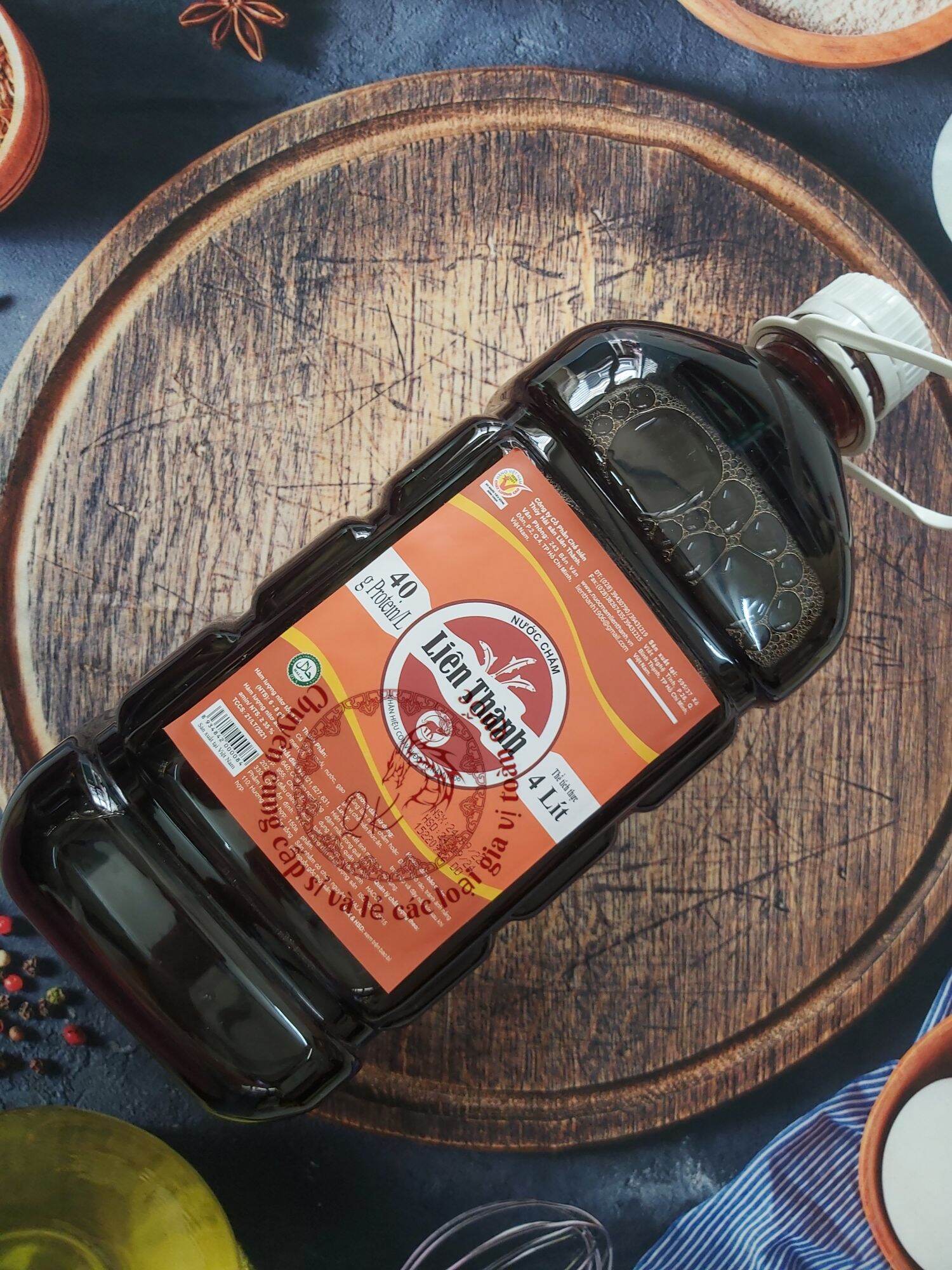 Nước mắm Liên Thành 40 gram Protein/lít chai 4 Lít