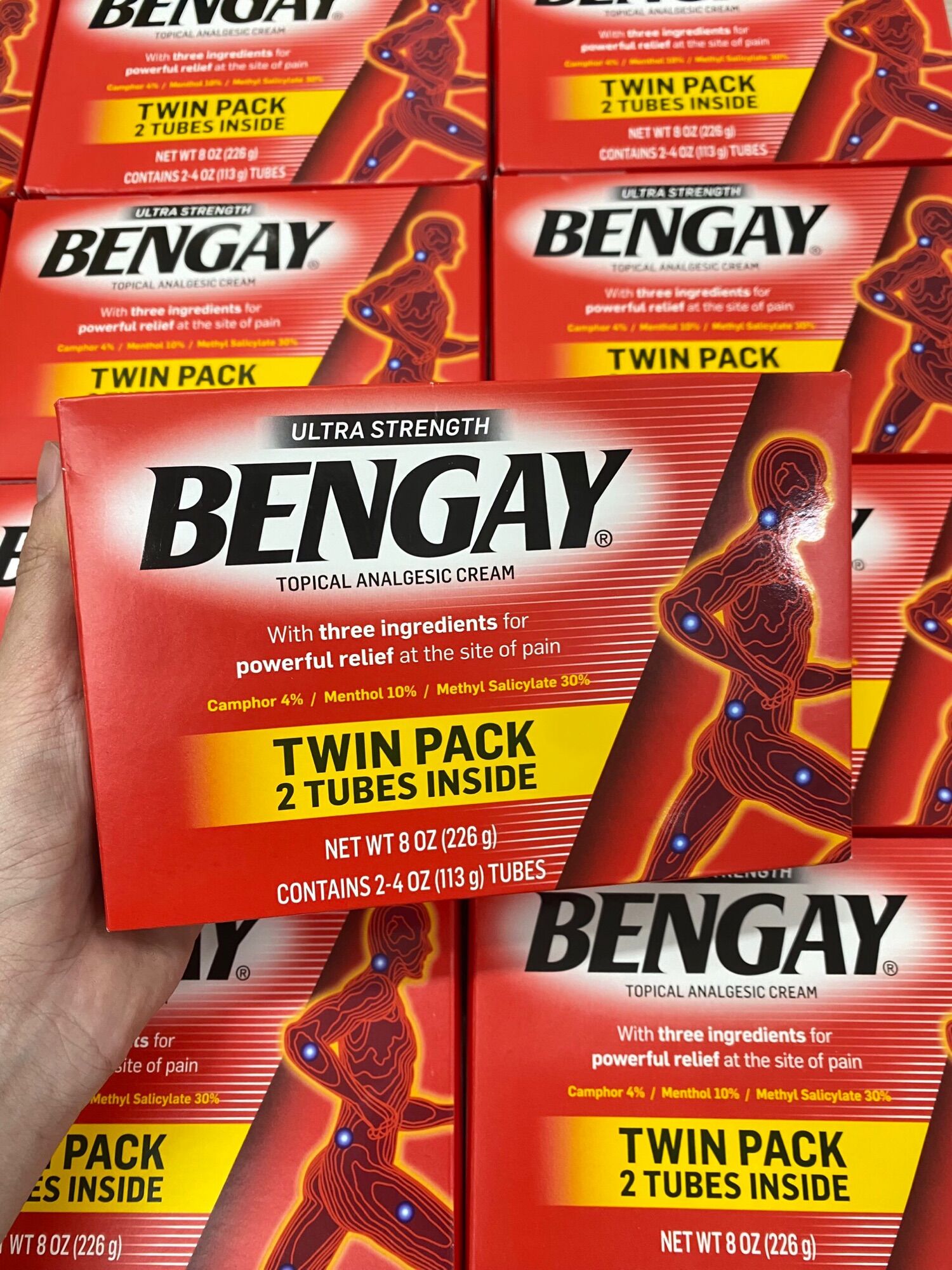 Kem xoa bóp giảm đau bengay ultra strength , 113g