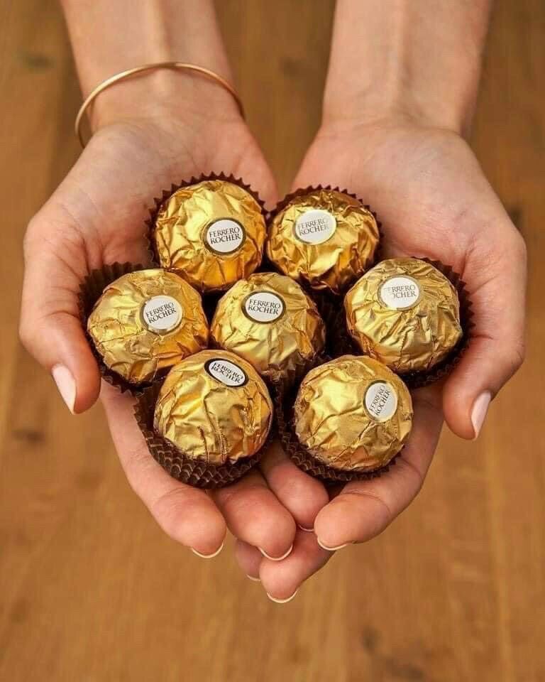Socola ferrero Rocher 440k/ tháp 28 viên