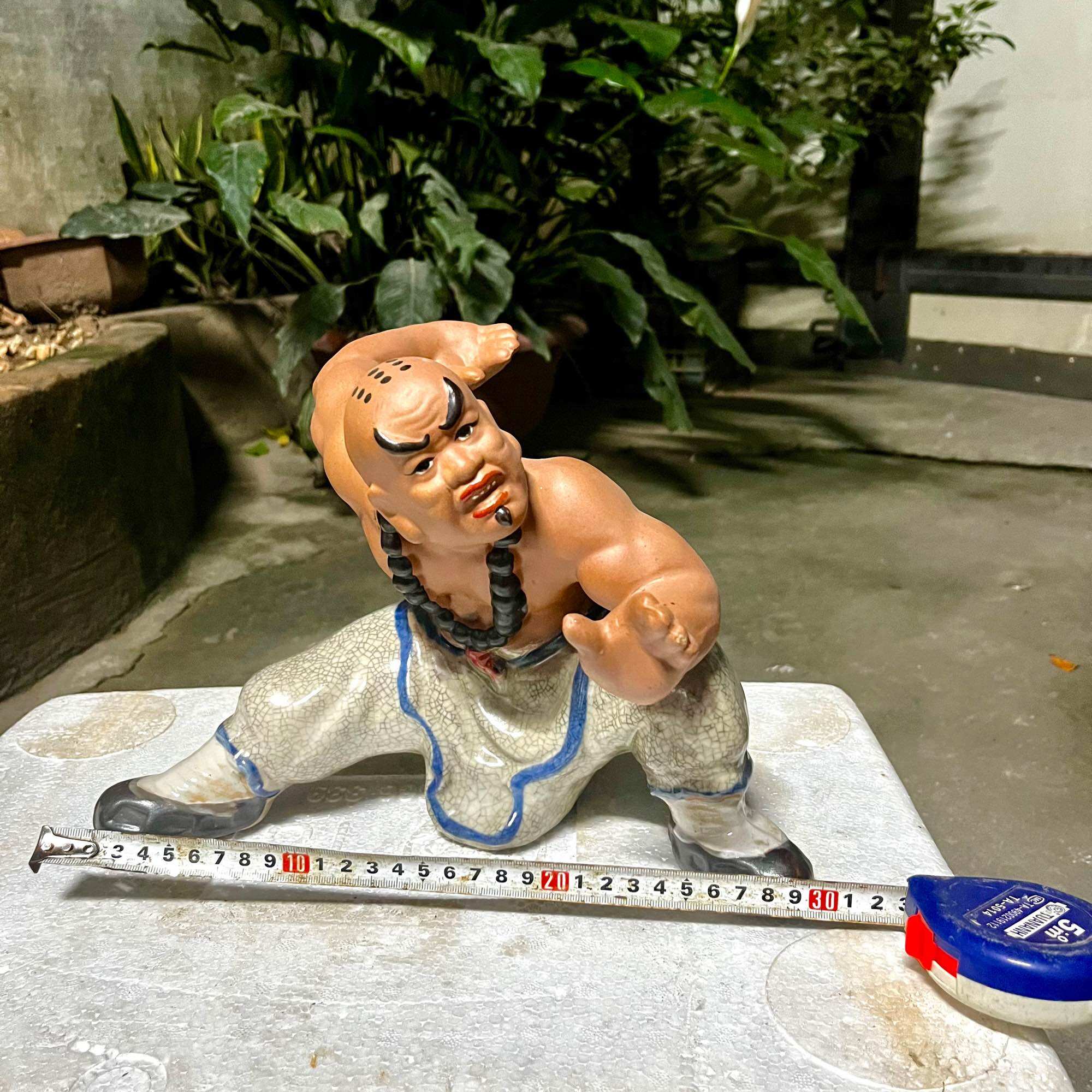 Tượng La Hán tập võ dùng ghép kết hợp cây bonsai, trang trí tiểu cảnh, decod không gian