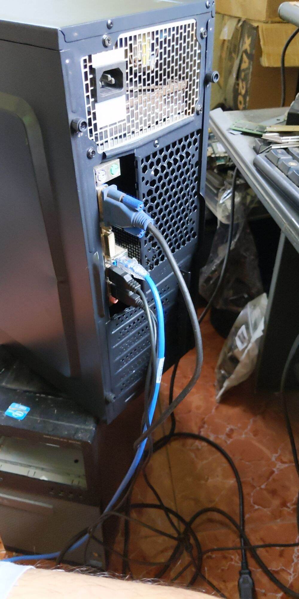 Vỏ thùng case máy tính mới nguyên hộp