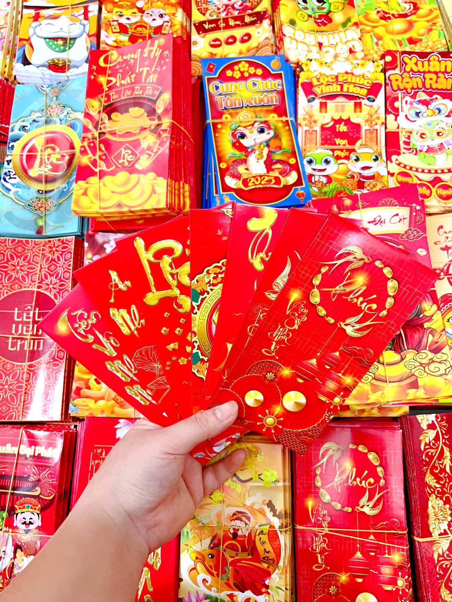 10 Xấp ( 100 cái ) Bao Lì Xì ĐỎ Tết 2025 , Bao Lì Xì Đỏ Giấy C150