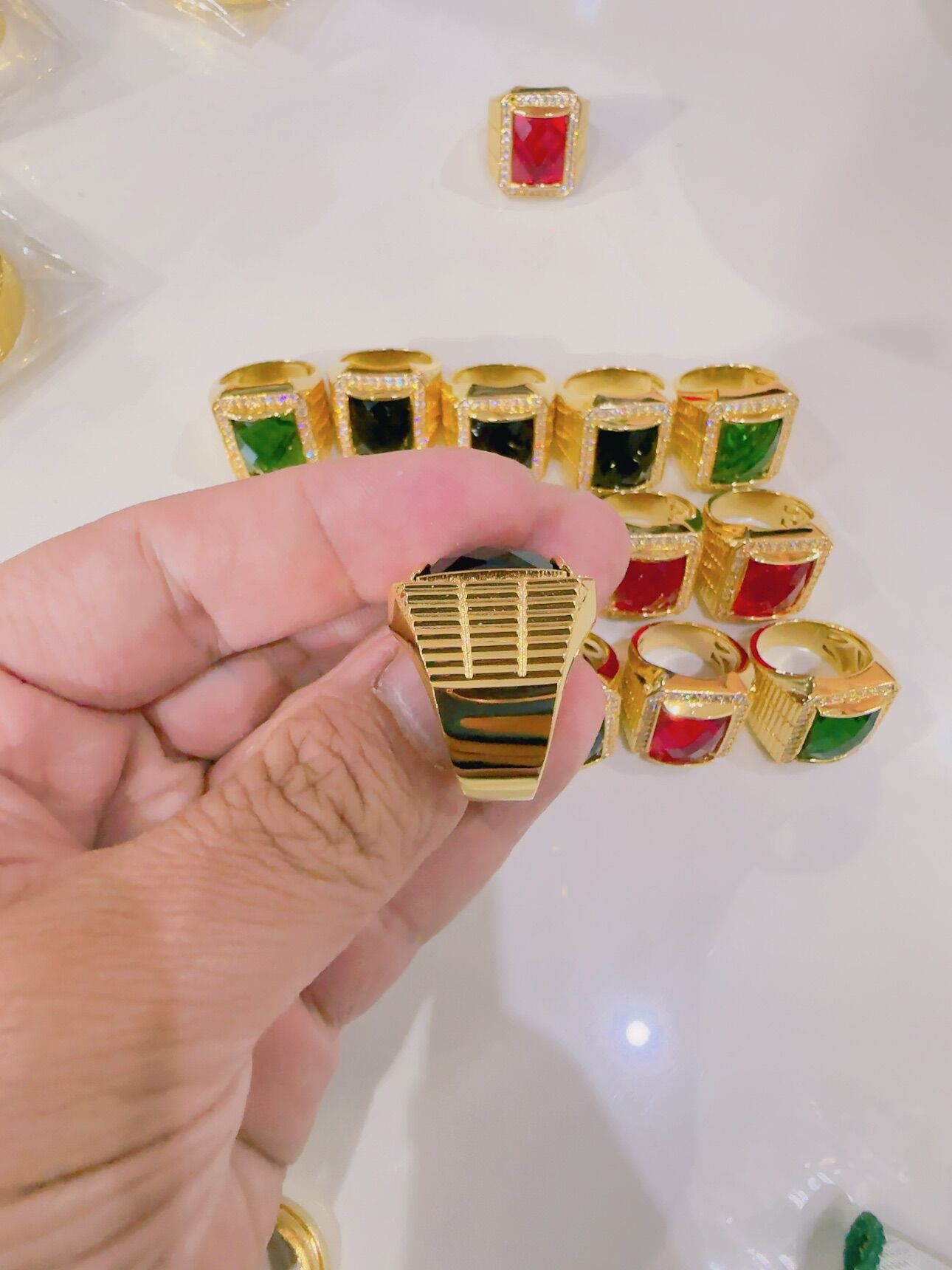 Nhẫn nam mạ vàng 18k đính đá màu đủ size