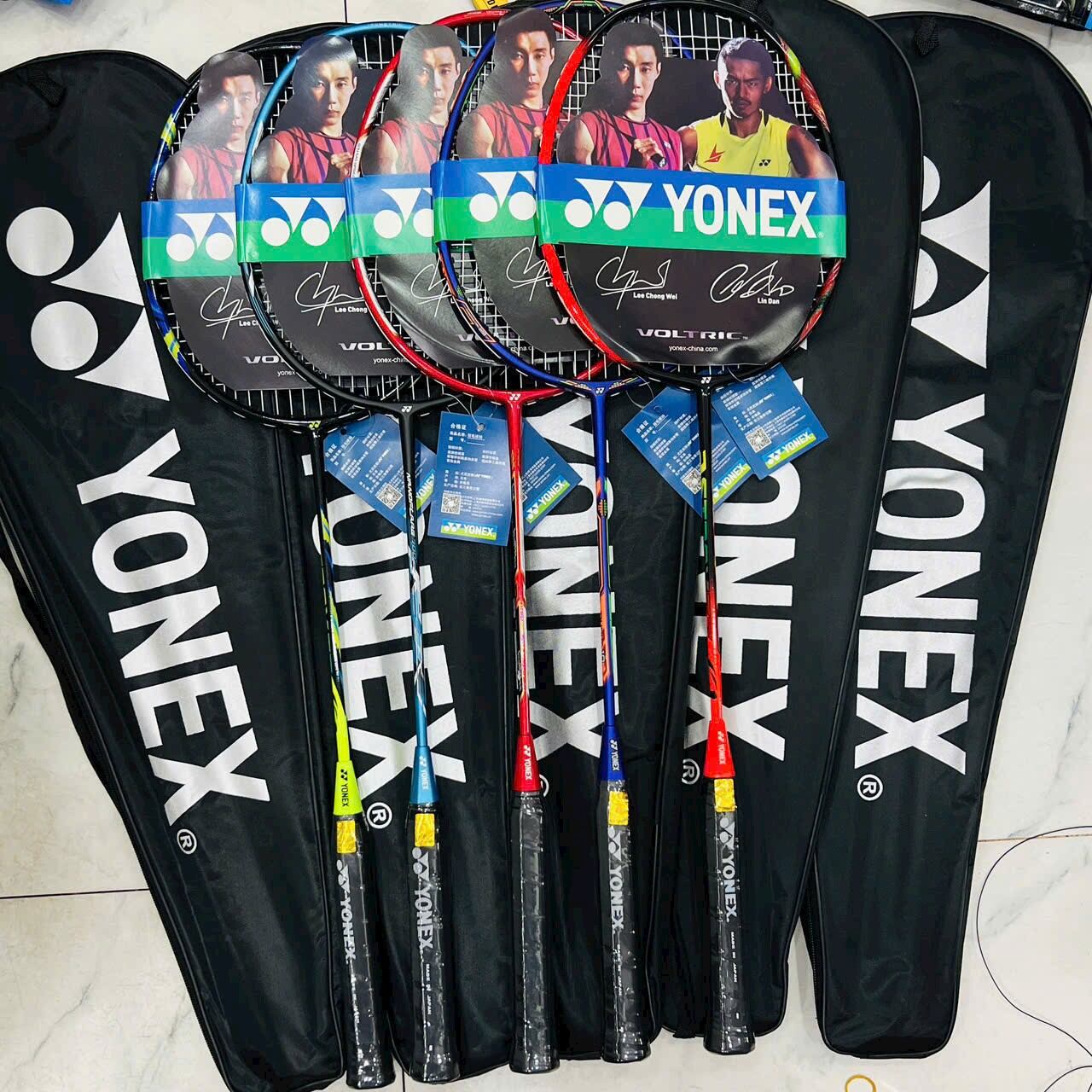 vợt cầu lông Yonex khung cacbon chịu lực 9kg5