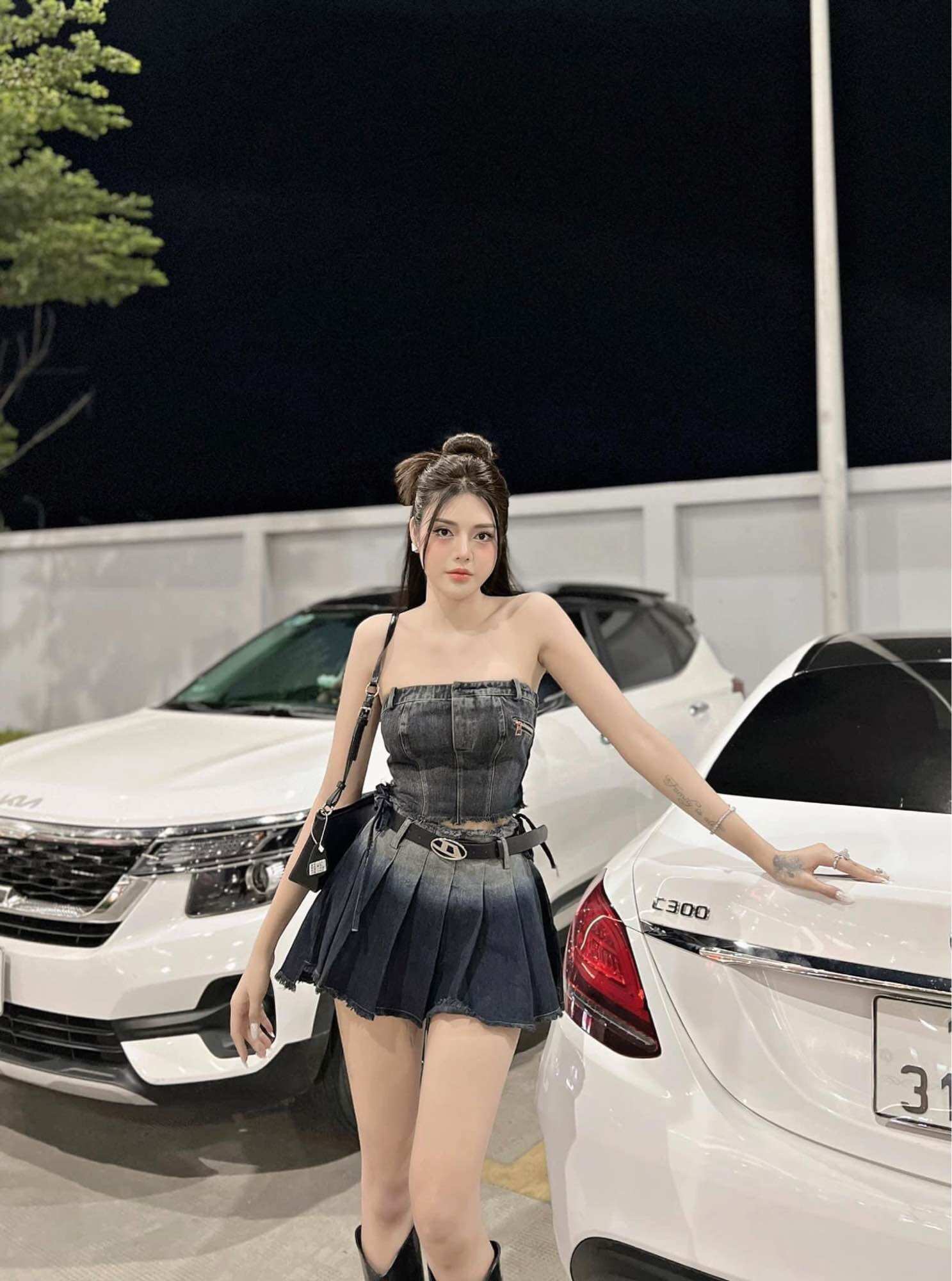 Set váy đầm jeans quây loang kèm đai kh