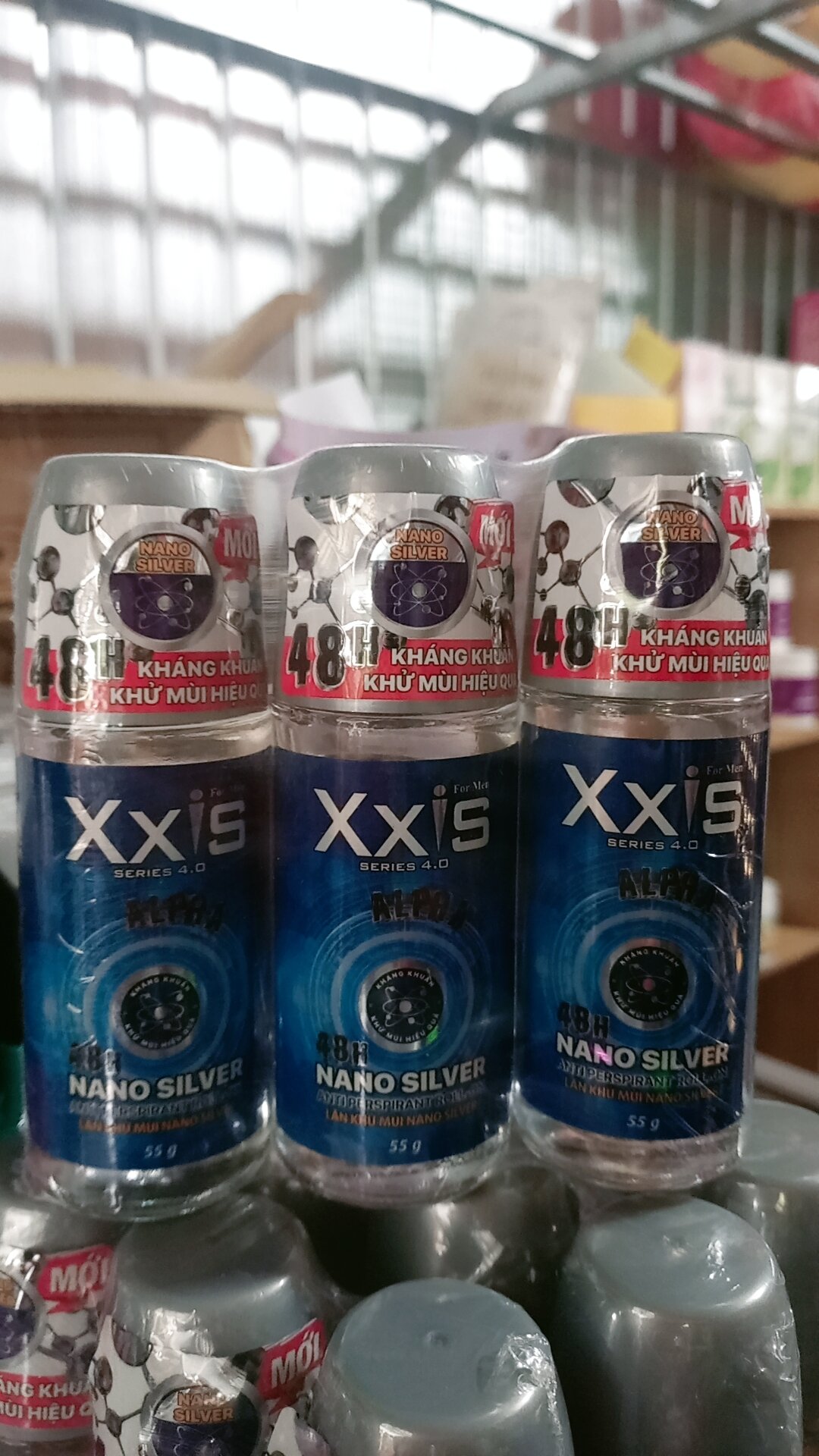 Lăn khử mùi nam xxis 48h tặng móc khóa)