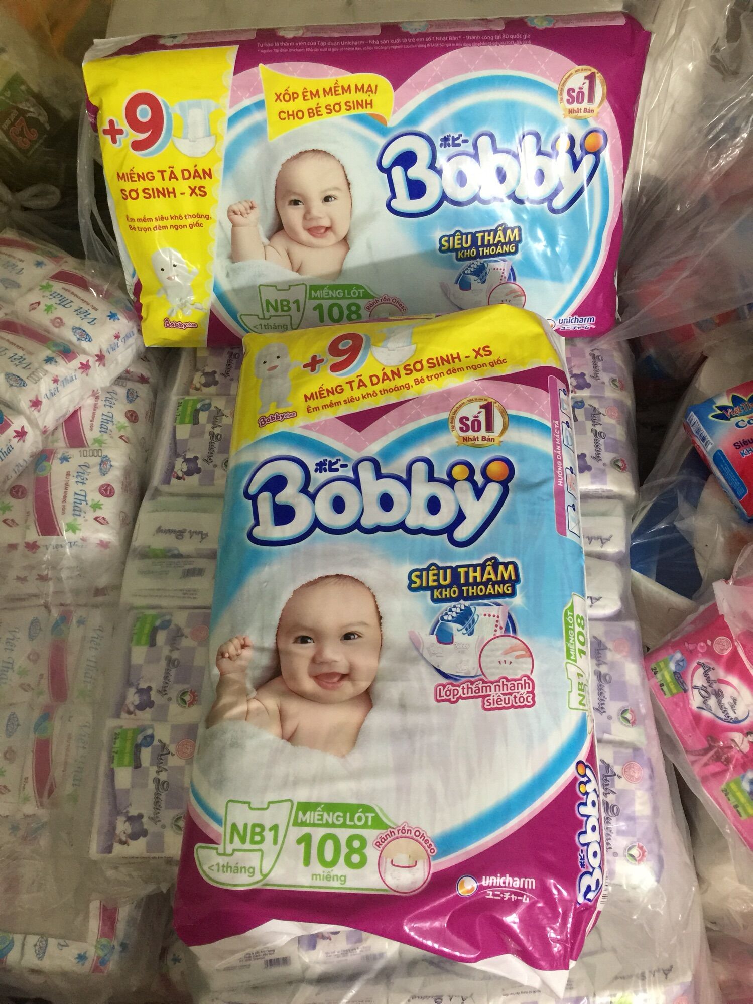 tã/bỉm lót sơ sinh Bobby Newborn 1-108+9 miếng