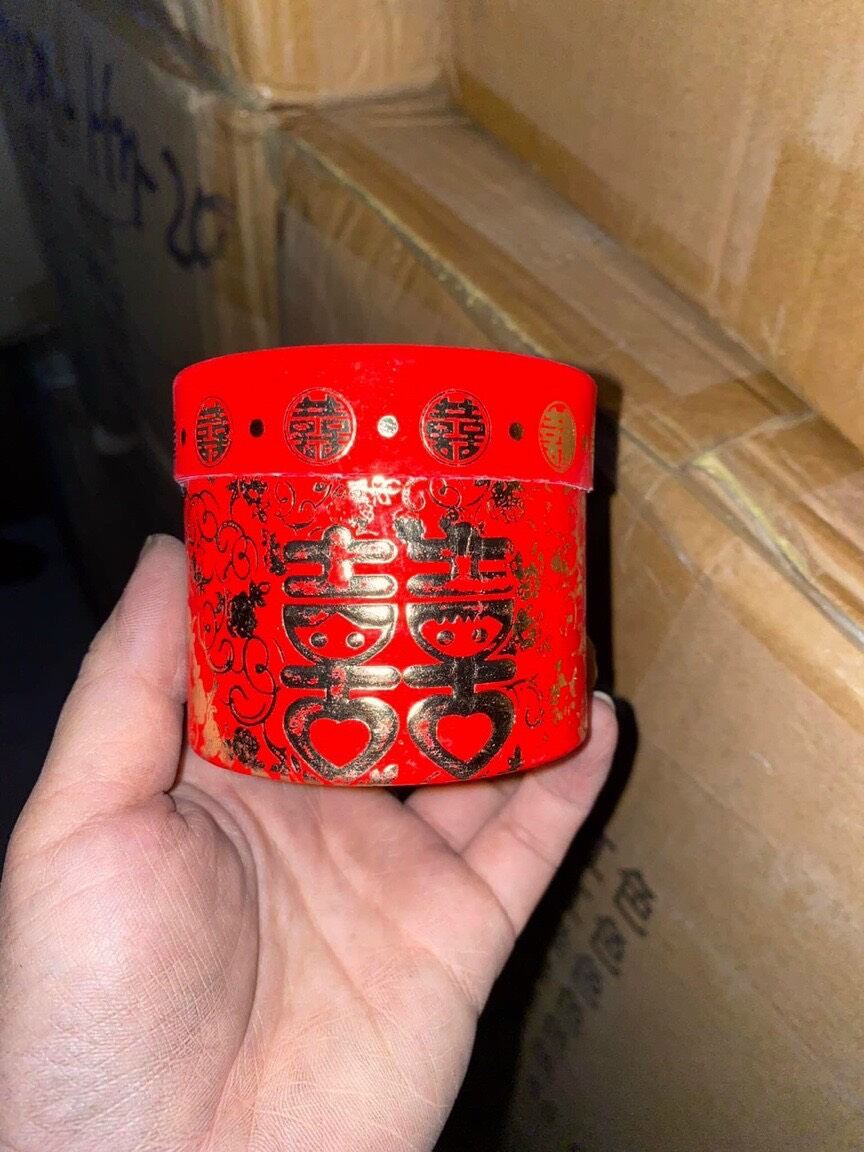 Lon đựng trà dùng trong mâm quả