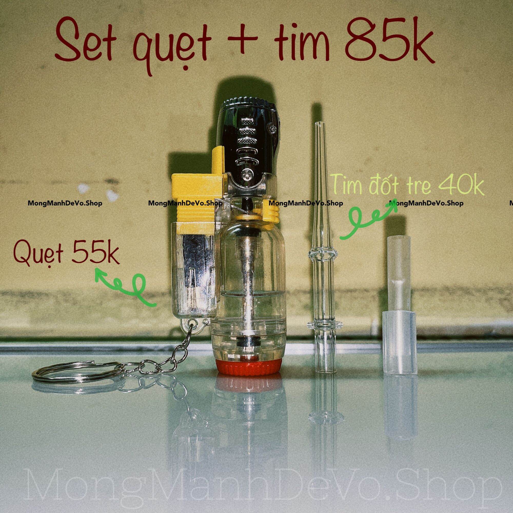 1 Set Đít Đỏ Kèm Tim Thủy Tinh