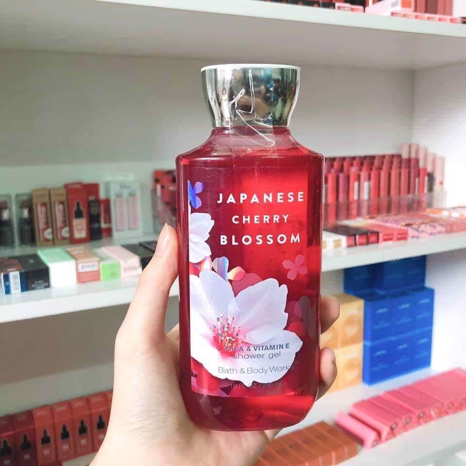 Sữa tắm bath & body works cherry blossom 295ml