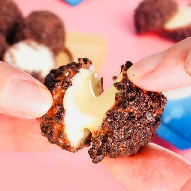 [1 hộp] BÁNH OREO NHÂN SỮA CHẢY 3 LỚP