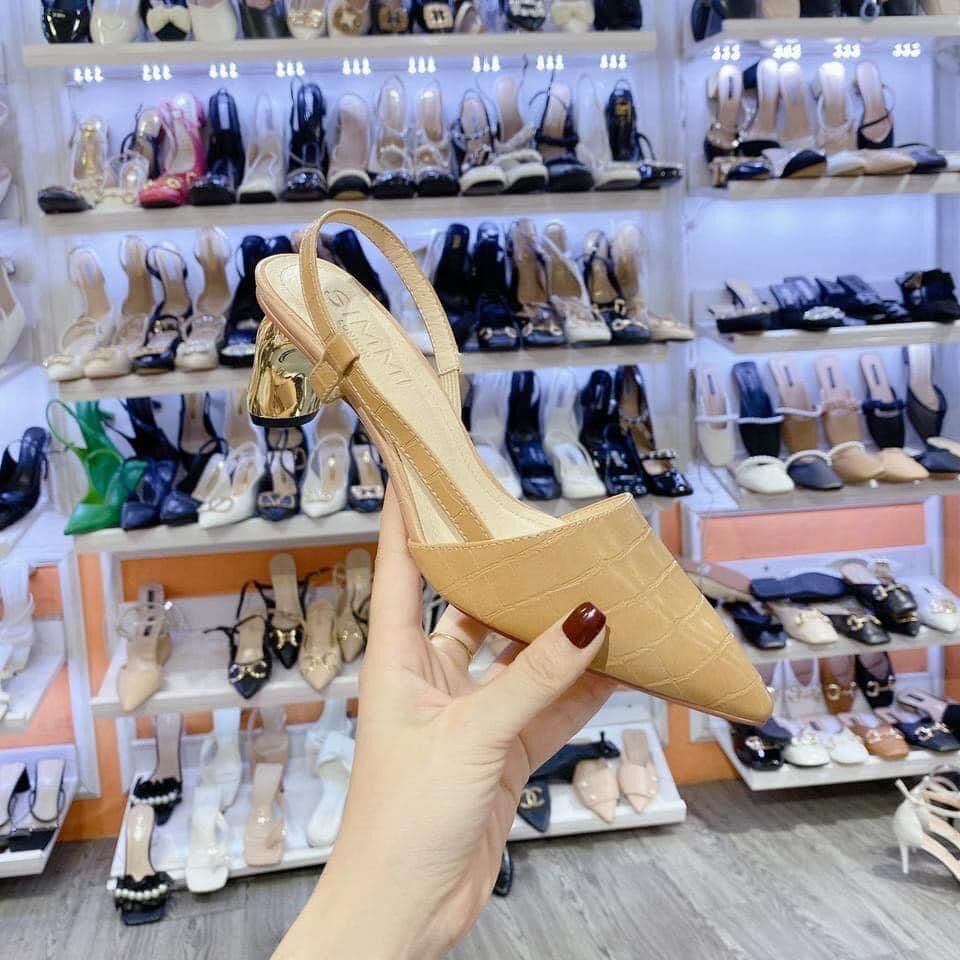 Giày cao gót mũi nhọn da bóng gót vàng
