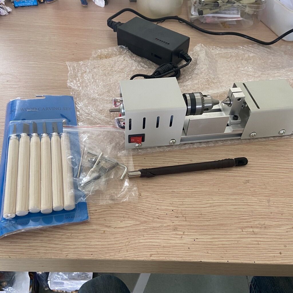 Máy tiện gỗ mini - Máy tiện hạt gỗ
