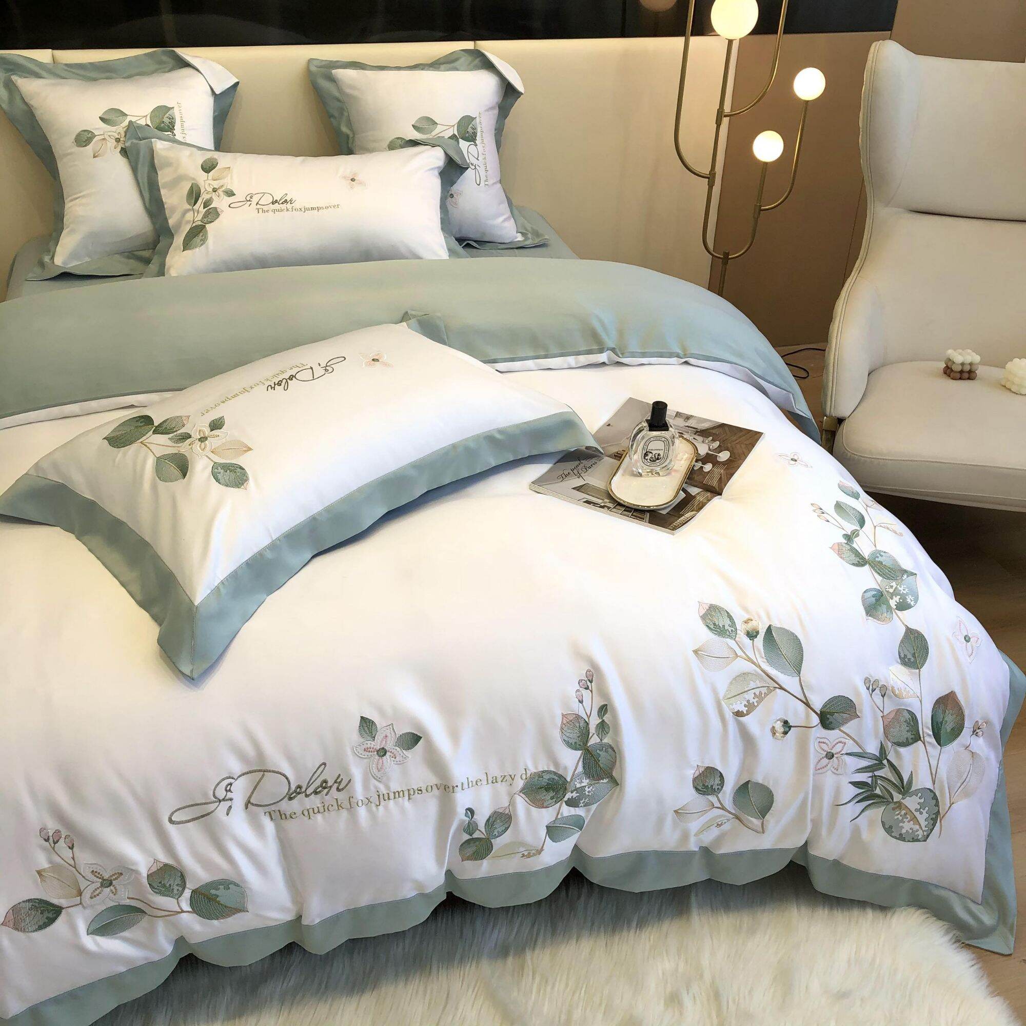 Bộ chăn ga gối lụa silk thêu hoa lá