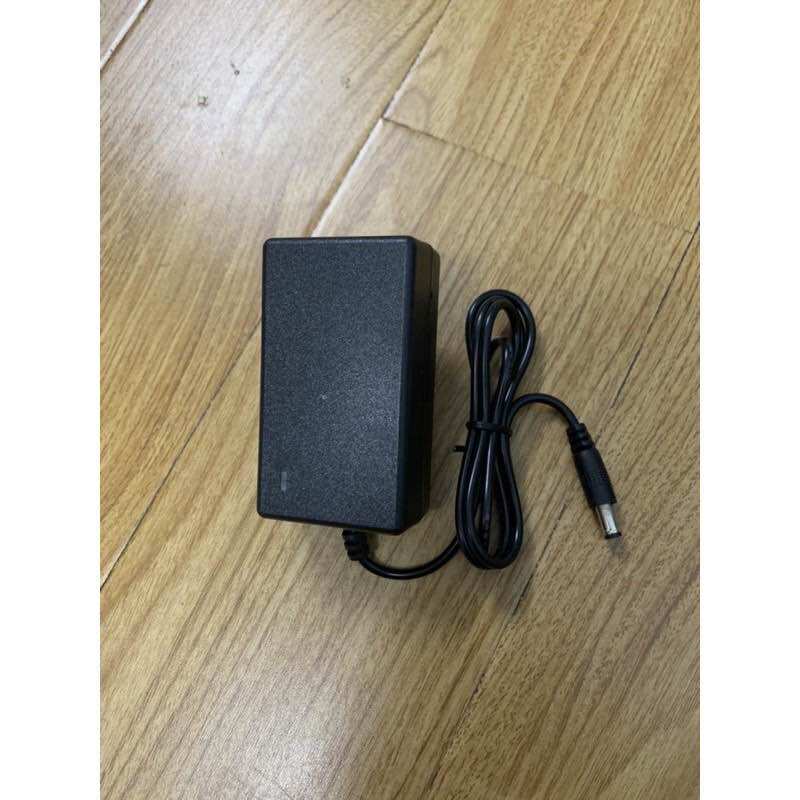 Sạc pin 2S 8.4V có đèn báo khi sạc đầy pin