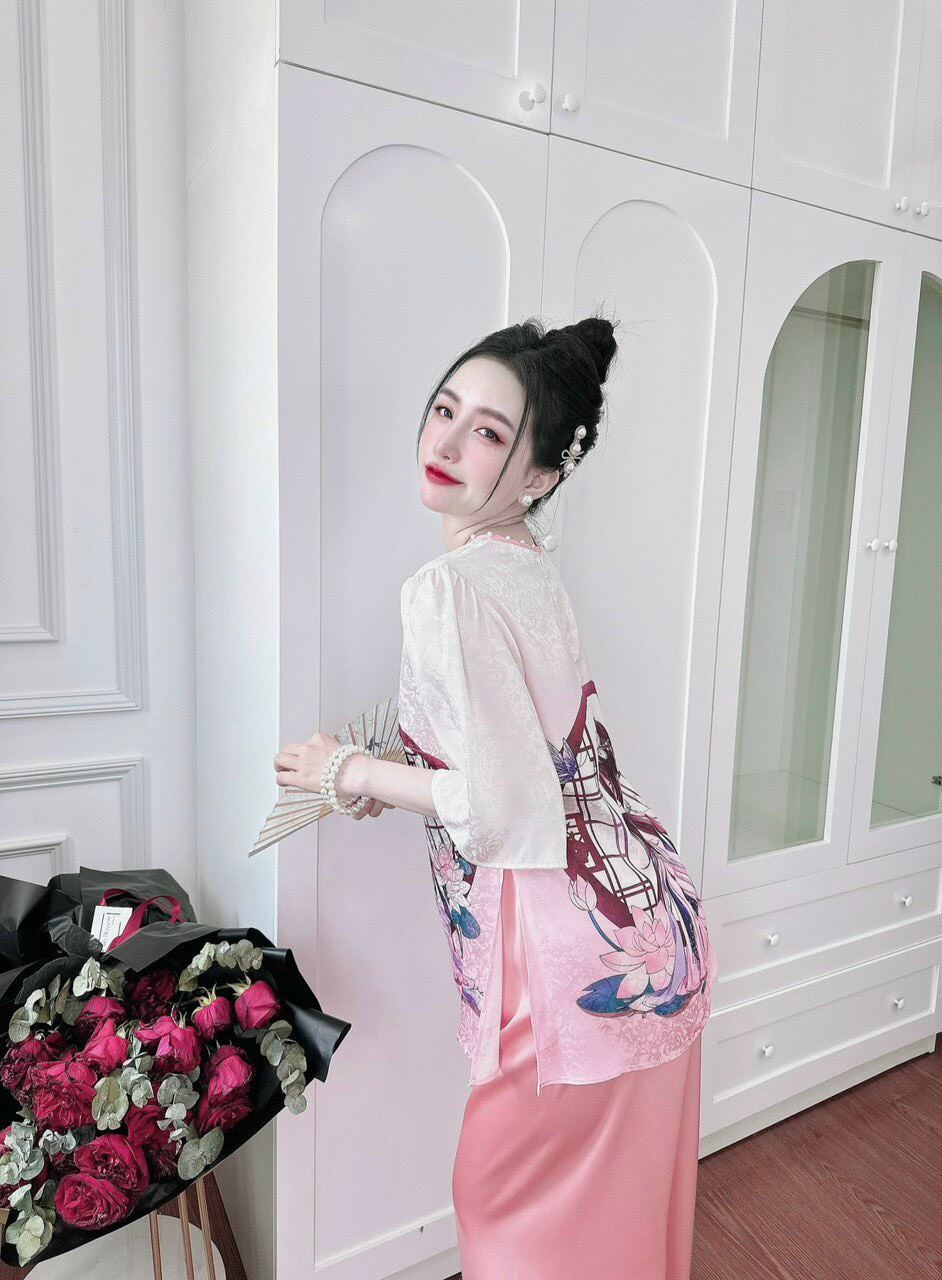 Bộ sét lam gấm 2 da phối quần lụa latin