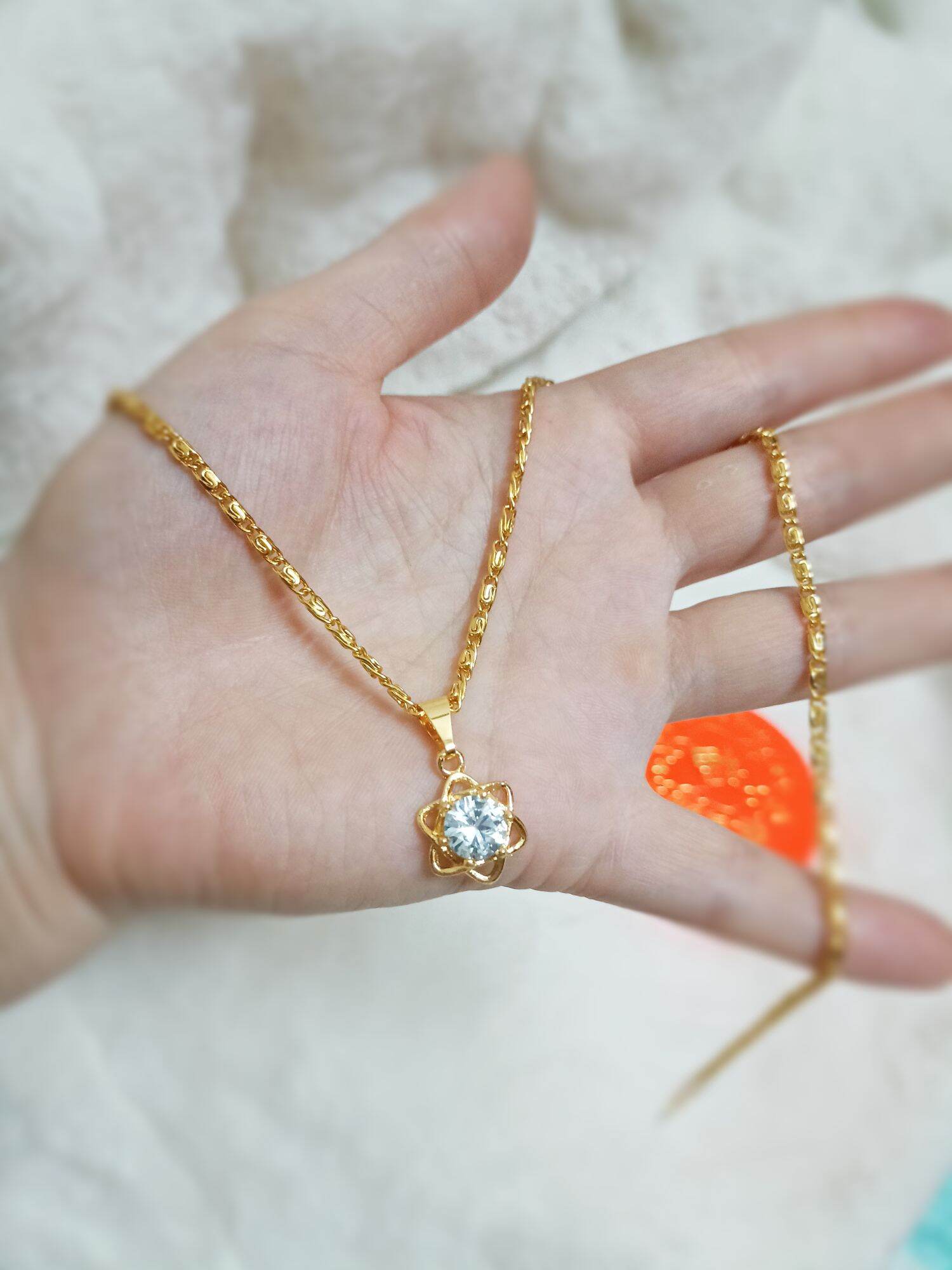 day chuyền có khắc tên 18k
