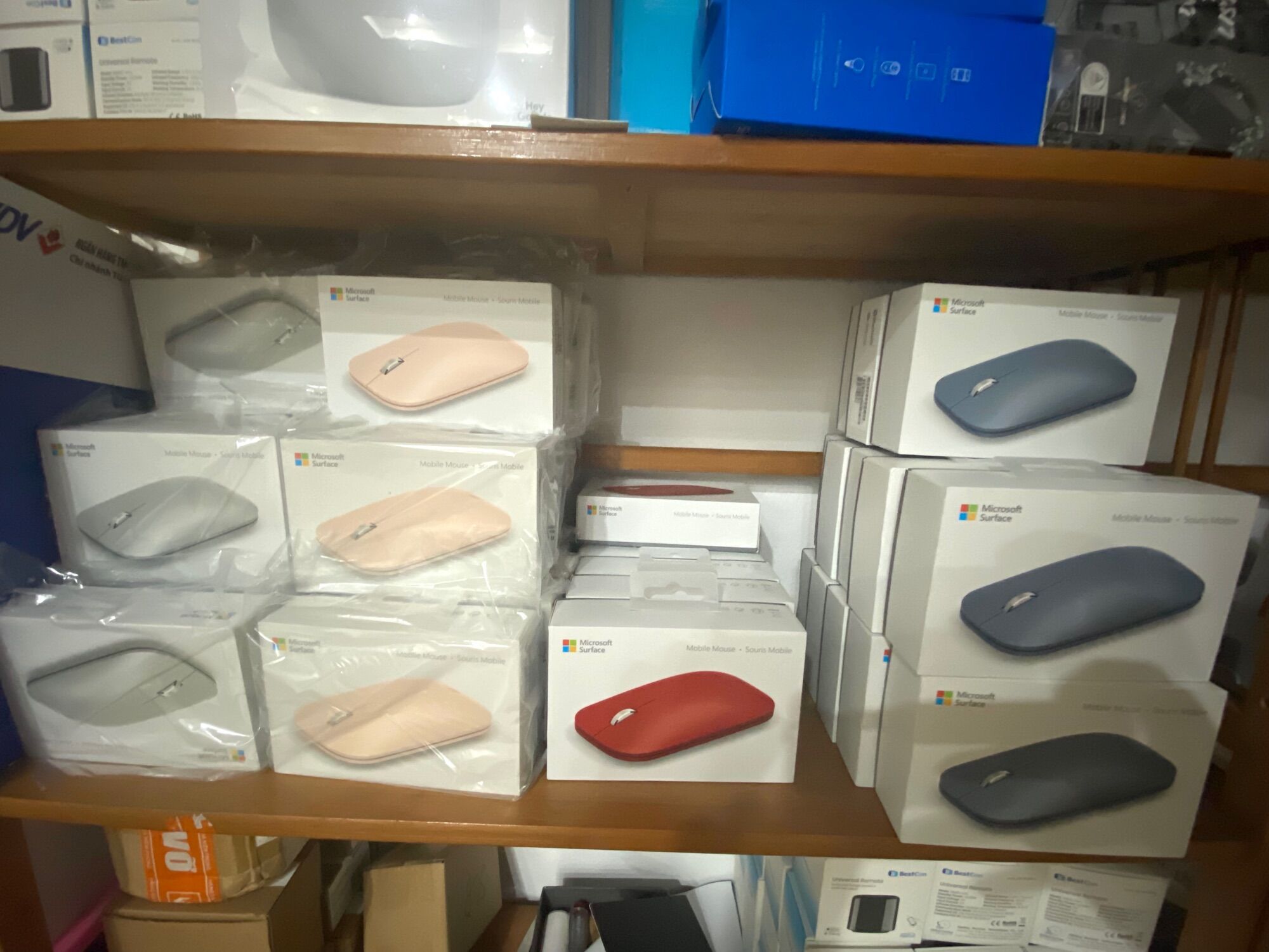 Microsoft Surface Mobile Mouse - Chuột Microsoft Nguyên seal mới 100%