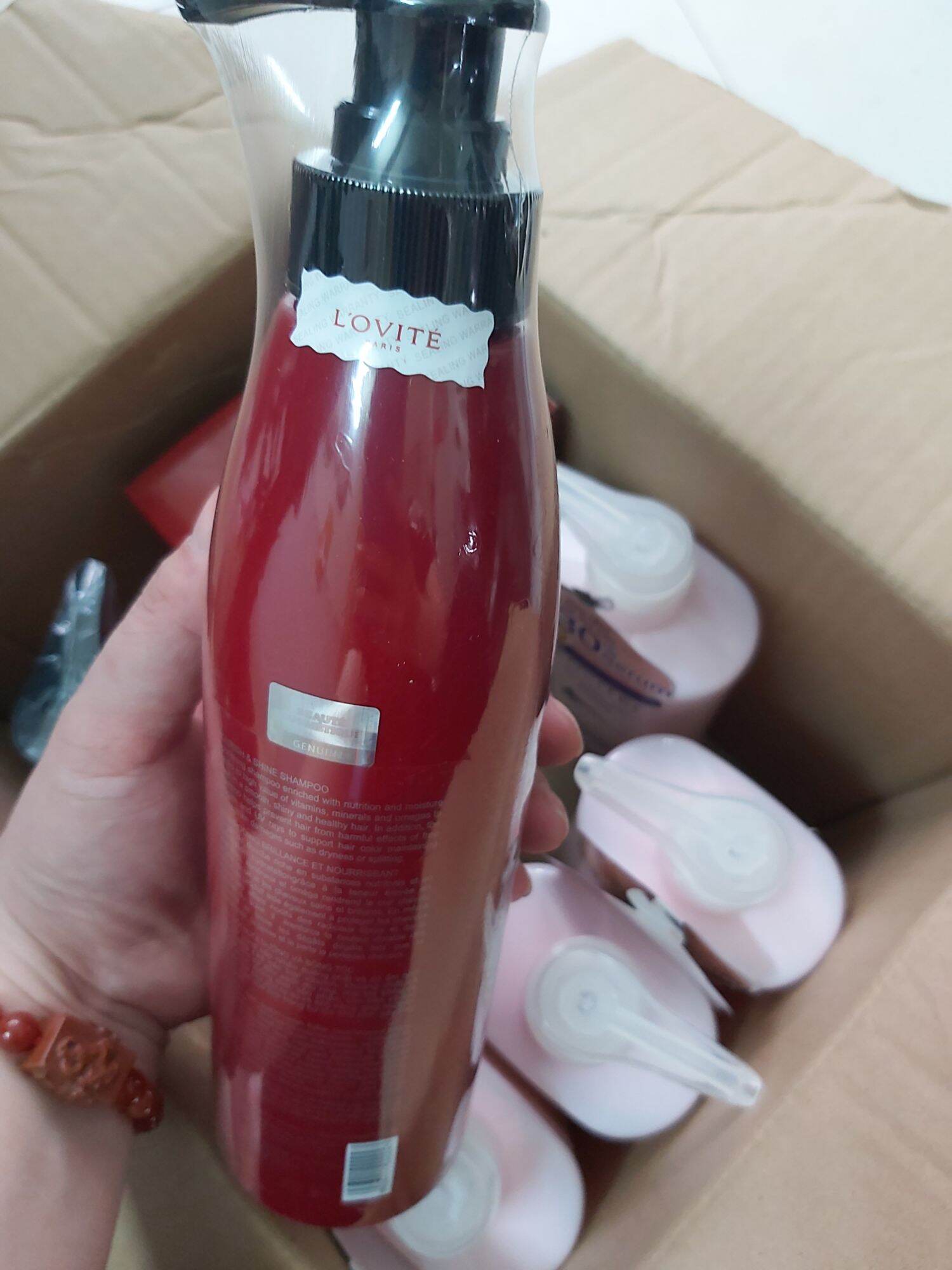 DẦU GỘI DƯỠNG VÀ BÓNG TÓC L'OVITE 500ML