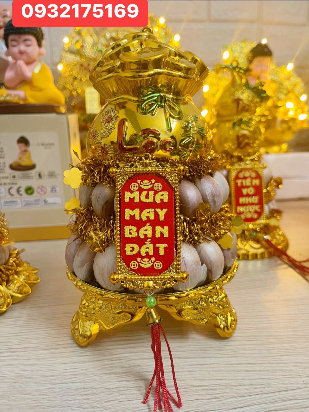 Tháp tỏi hủ vàng chiêu tài lộc