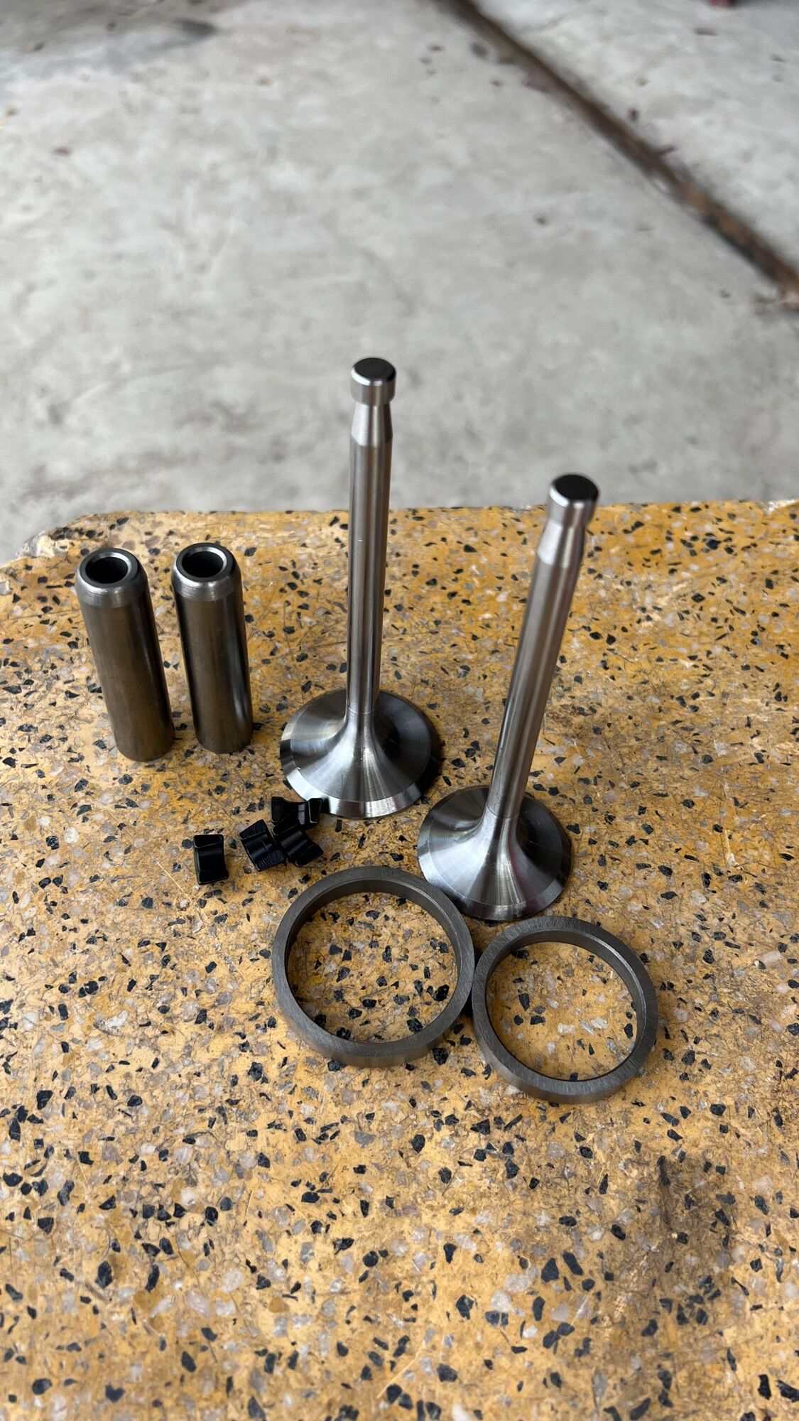 Xupap máy D6,D7,D8,D9,D15,D22,D24