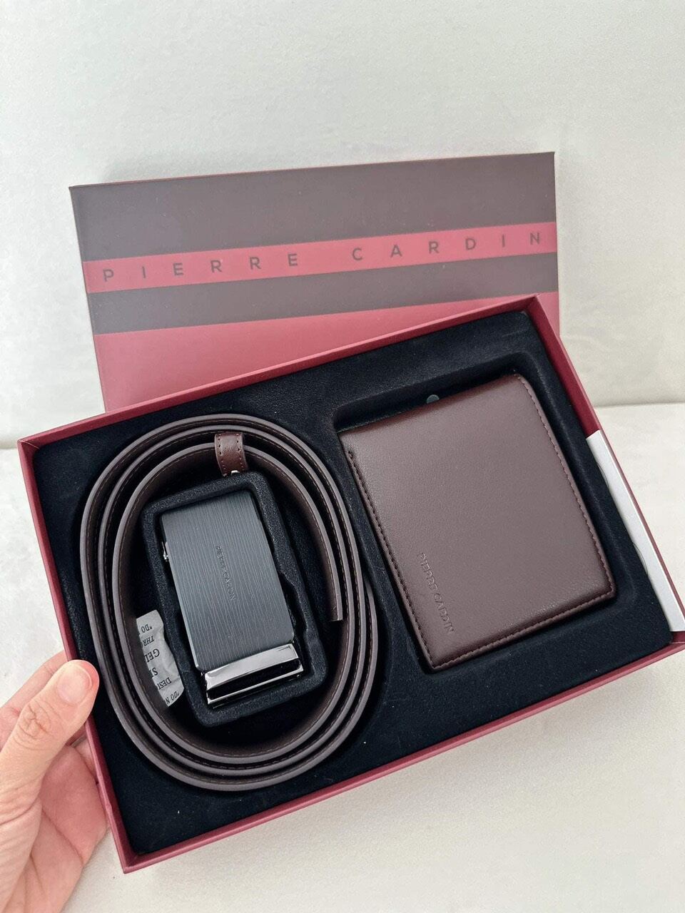 Set thắt lưng dây nịt kèm ví bóp Pierre Cardin hàng Malaysia đủ box bill