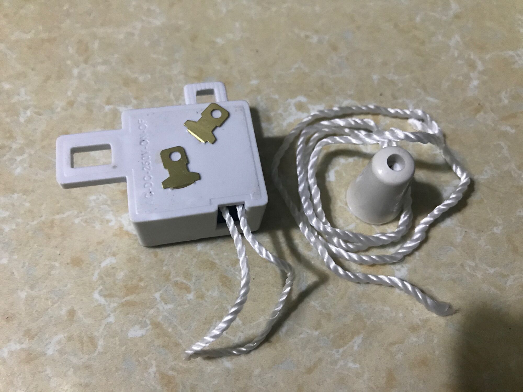  10 cái công tắc giật dây túp năng quạt 