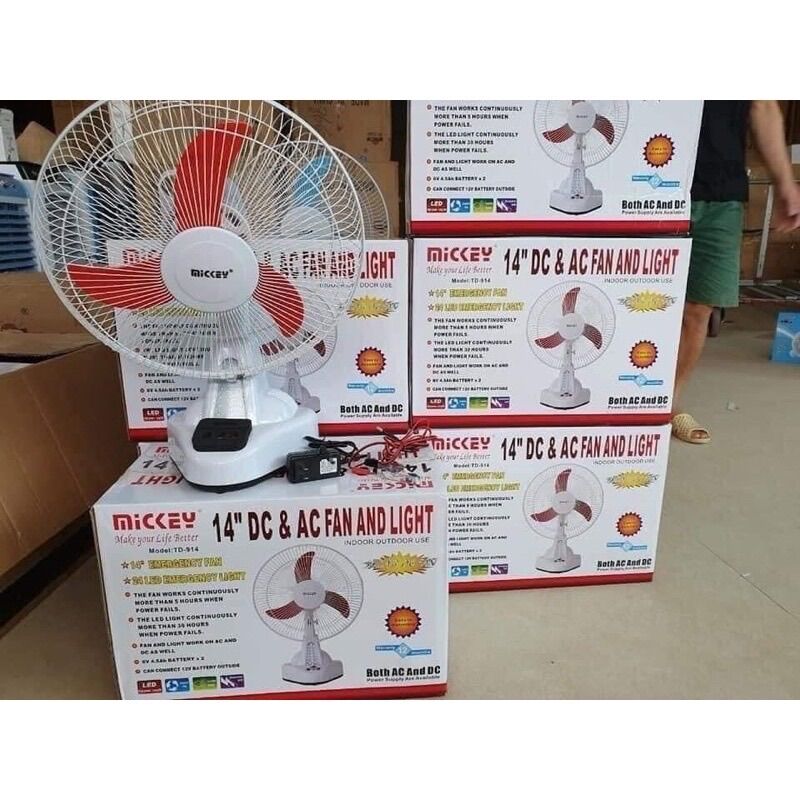 Quạt tích điện mickey, siêu bền - dùng liên tục 8h với 2 ắc quy - có thể sạc, lỗi 1 đổi 1
