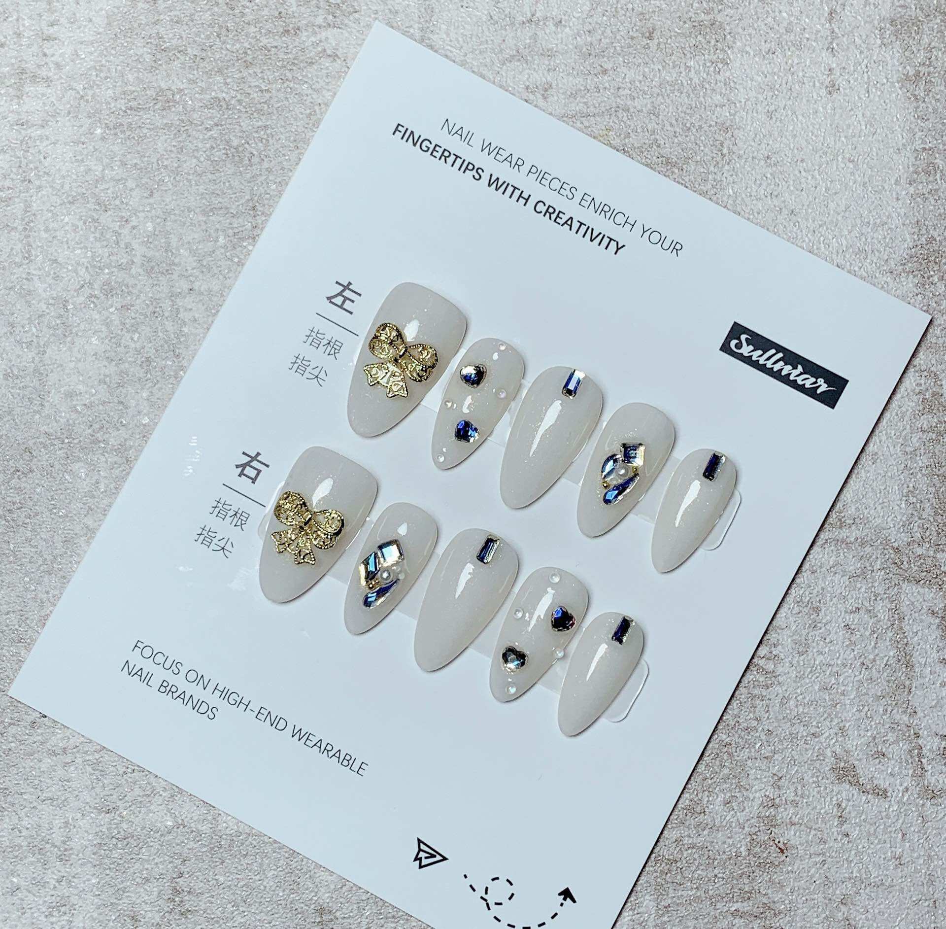 Charm kiểu siêu xinh trang trí móng tay ( giá 1 charm)