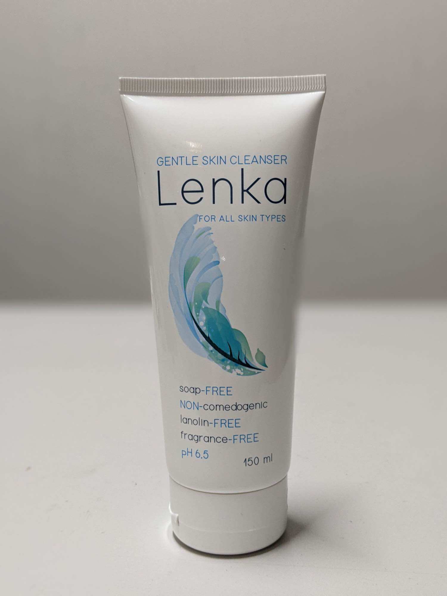 Sữa rửa mặt Lenka 150ml - Dùng cho da khô và nhạy cảm