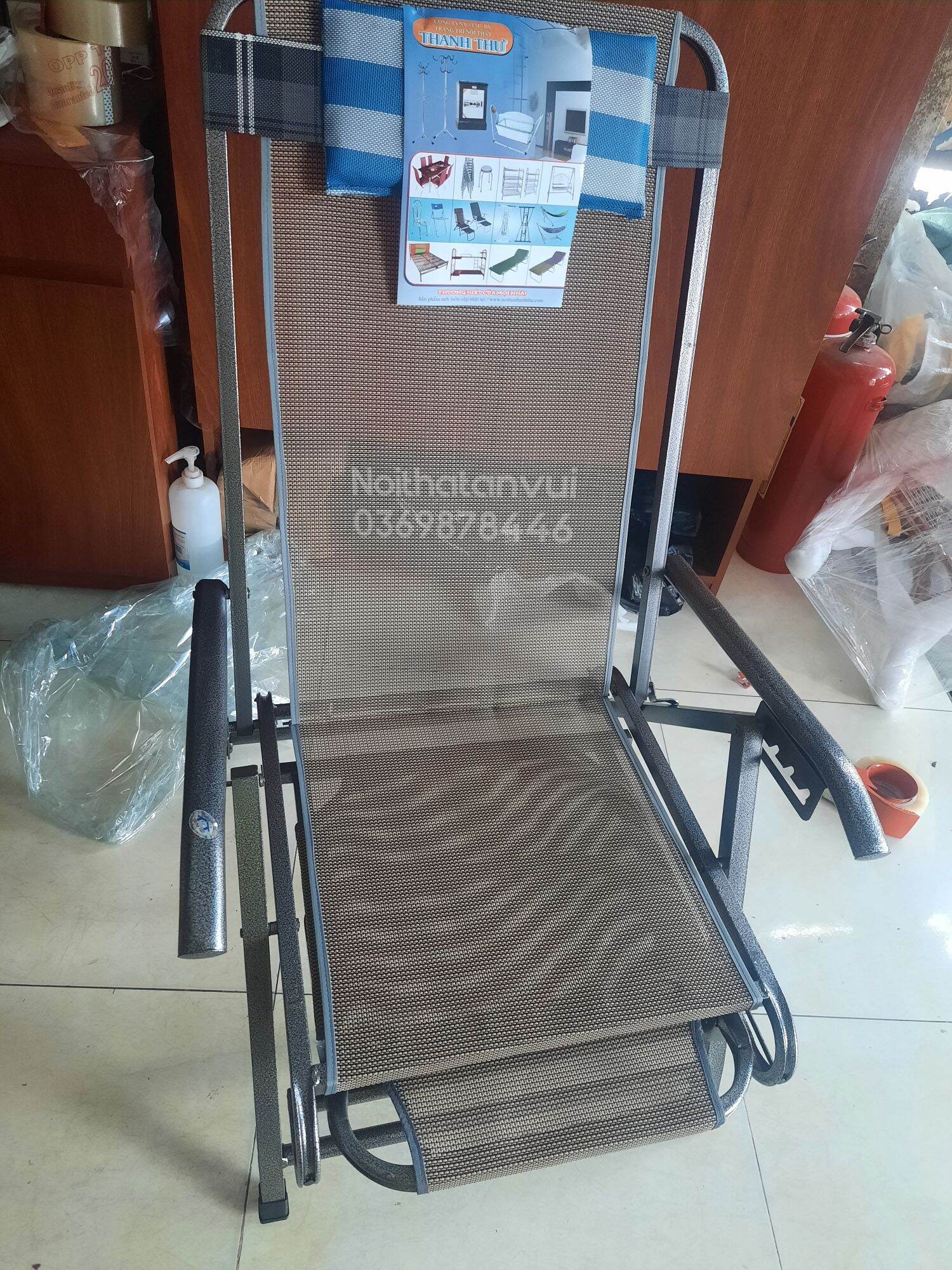 Ghế bố lưới sơn sần có gối