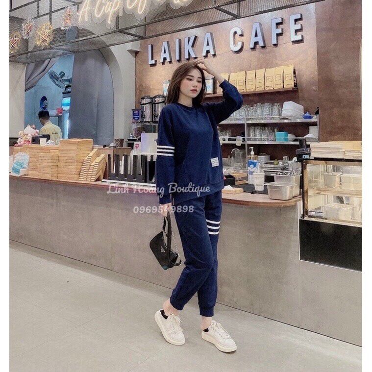 Sét thom cổ tròn gồm áo sweater và quần bom