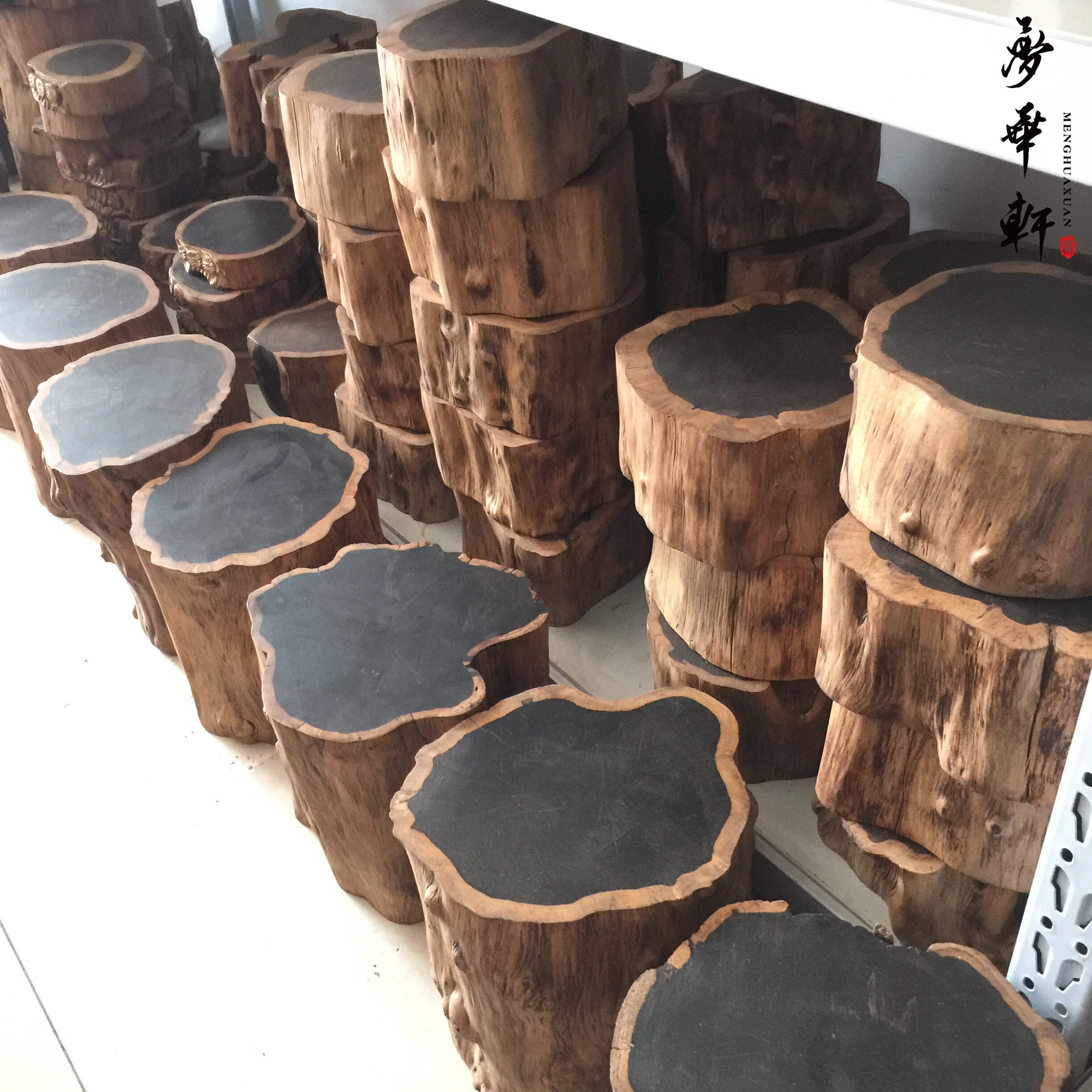 【cướp! vòng tay đàn hương đen mua thì tặng] đế đồ trang trí gỗ đàn hương đen gỗ mun gỗ đàn hương