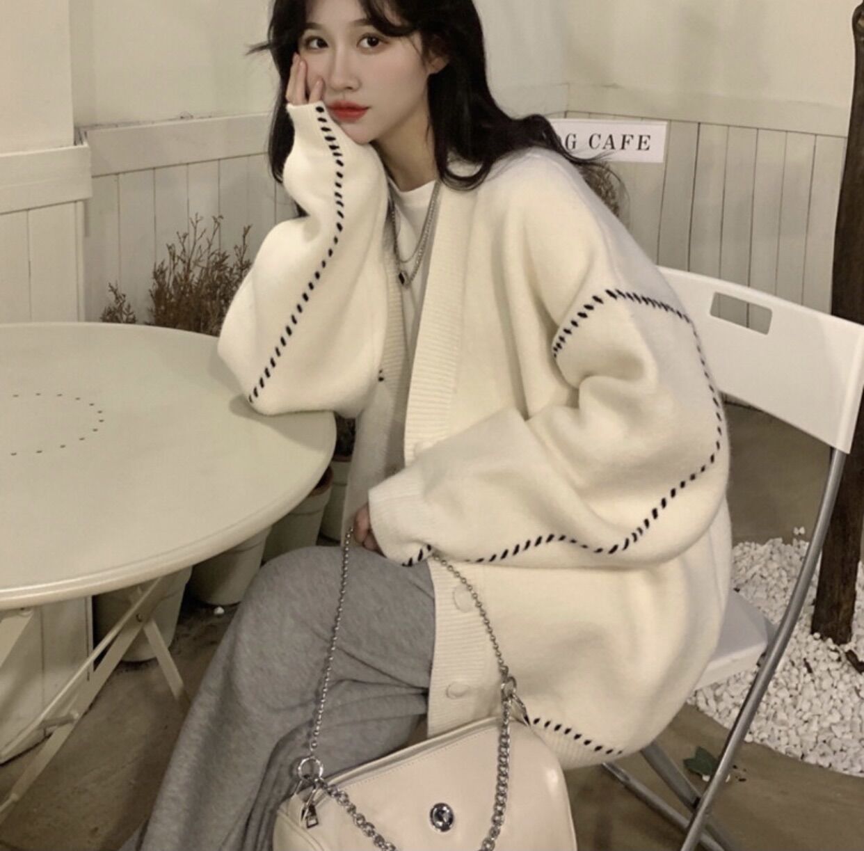 Áo cardigan tay dài form rộng đơn giản