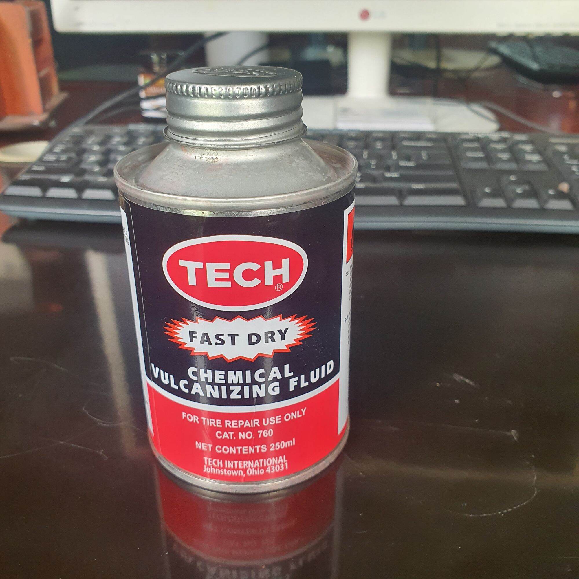 Keo vá săm lốp Tech 760 - U.S.A 250ml