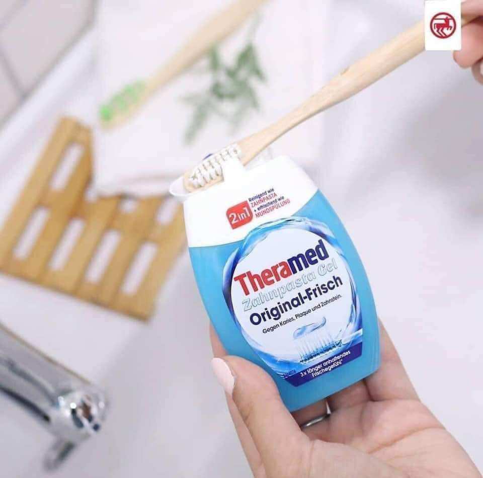 kem đánh răng Theramed