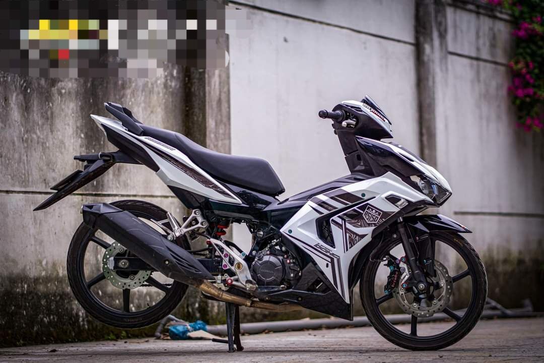 Tem rời Winner V3 - Mẫu tem Rs 150 dán xe bạc