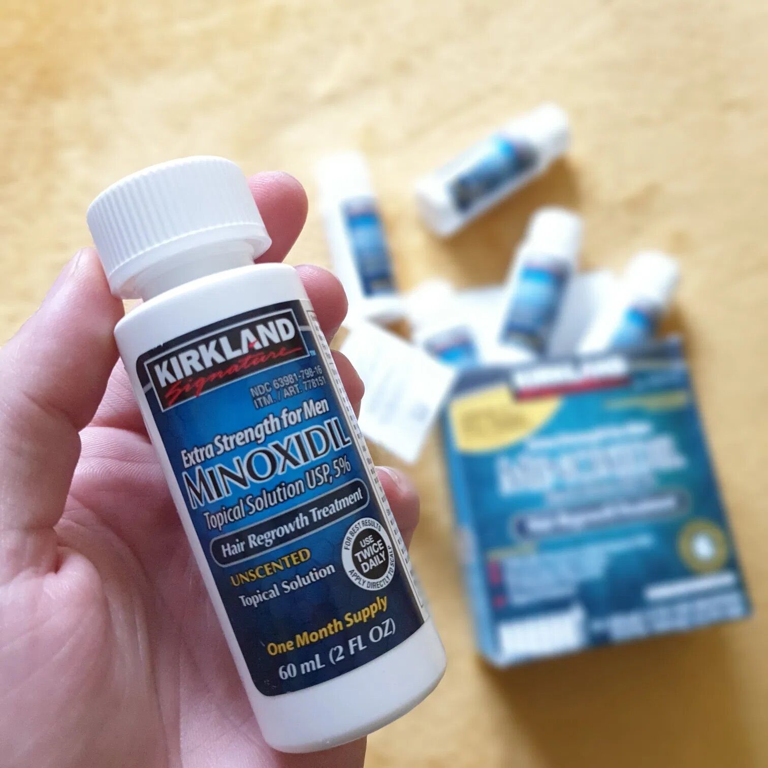 Sản phẩm mọc râu tóc minoxidil 5% giá tốt ,hiệu quả