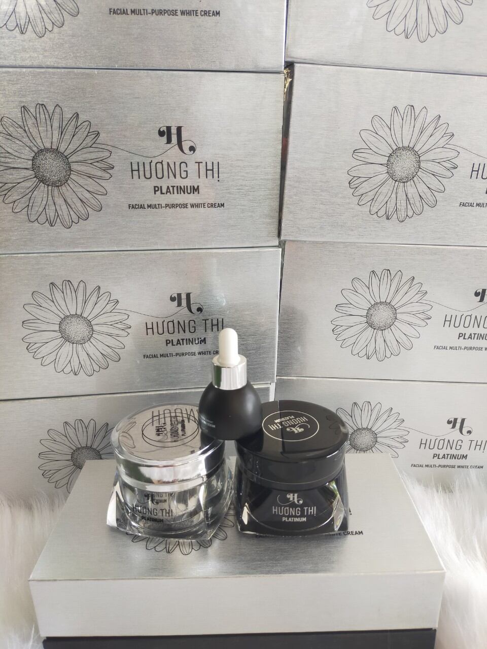 Bộ Dưỡng Da Mặt Sáng Tối Đa Chức Năng Hương Thị