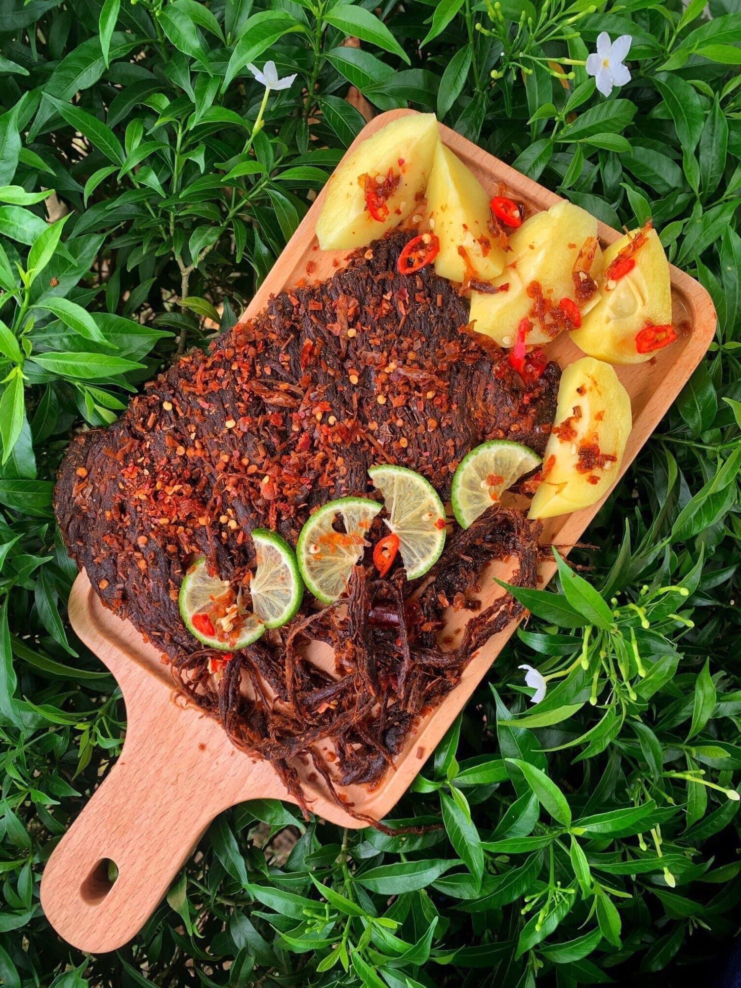 Bò khô miếng mềm ngon - khô bò lát nhà làm 100% thịt bò - bò khô ngon đà nẵng