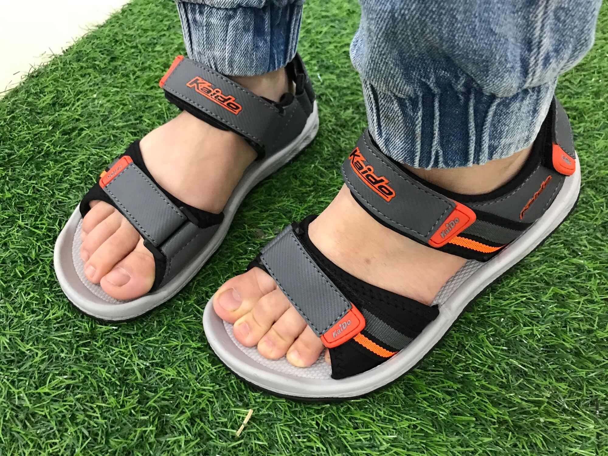 Sandal nam nữ-xăng đan