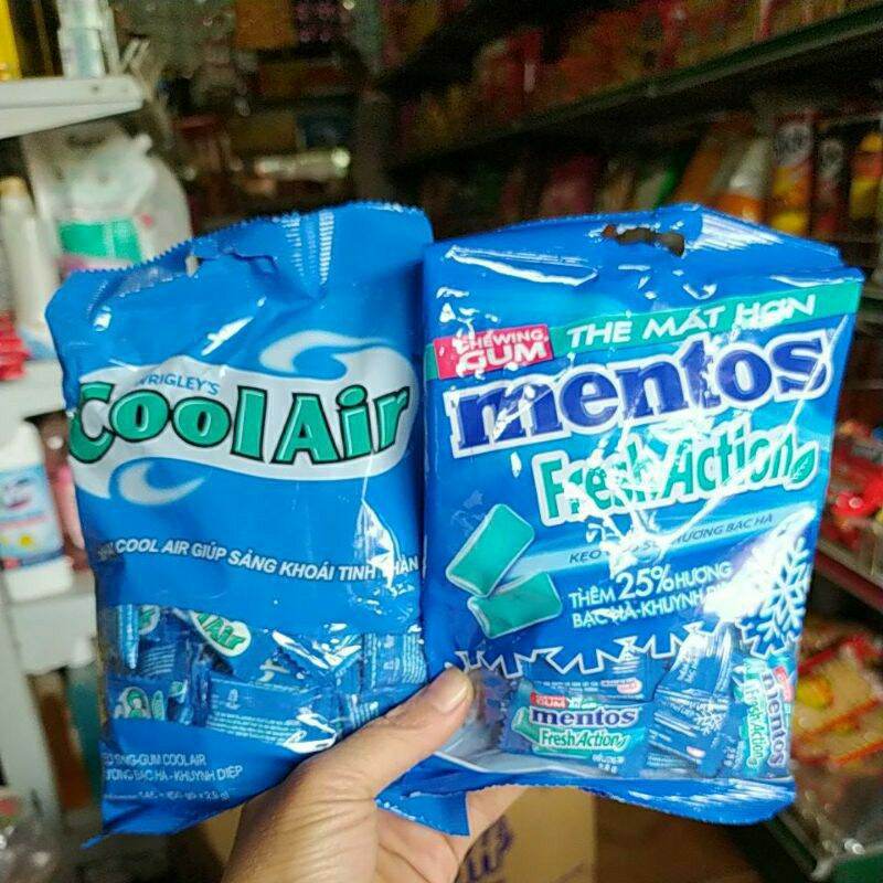 kẹo cao su 2 viên coolair và mentos