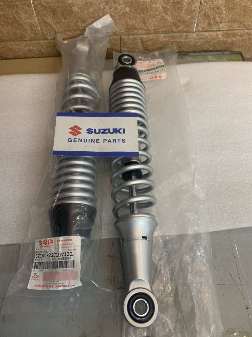 Phuộc sau xe viva fi Suzuki