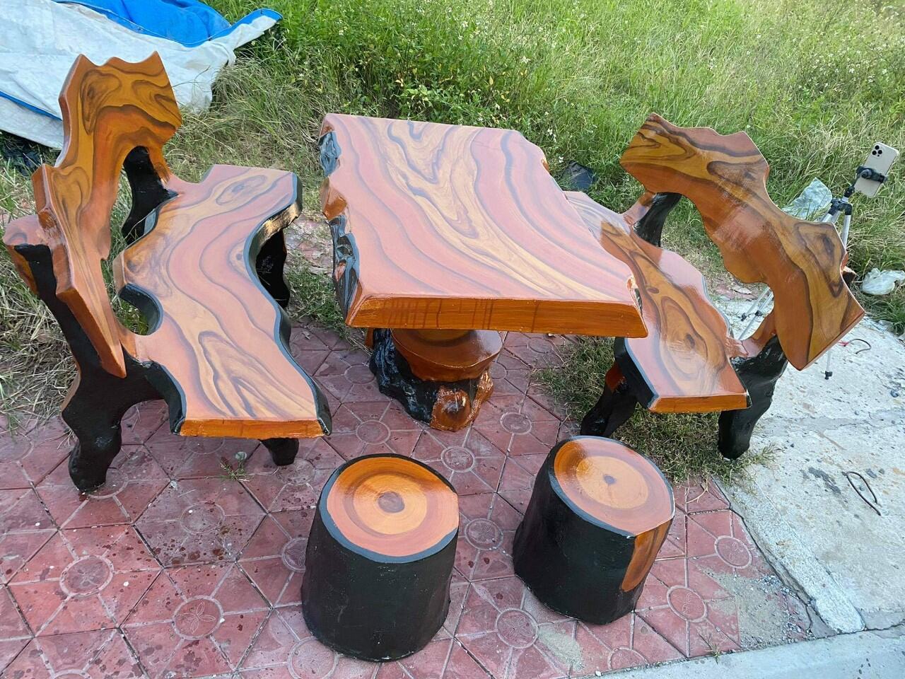 bàn ghế sân vườn