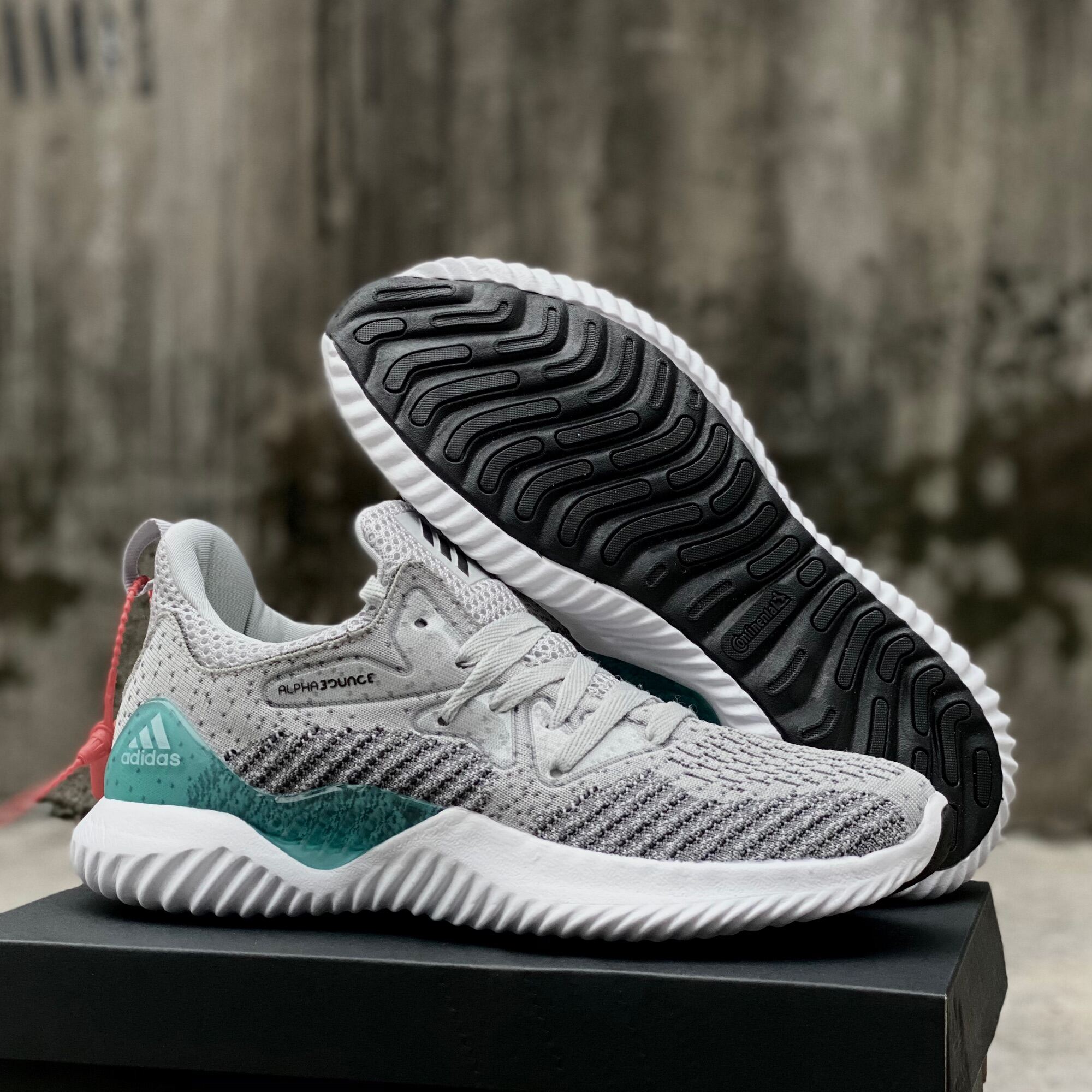 Adidas alphabounce outlet xanh