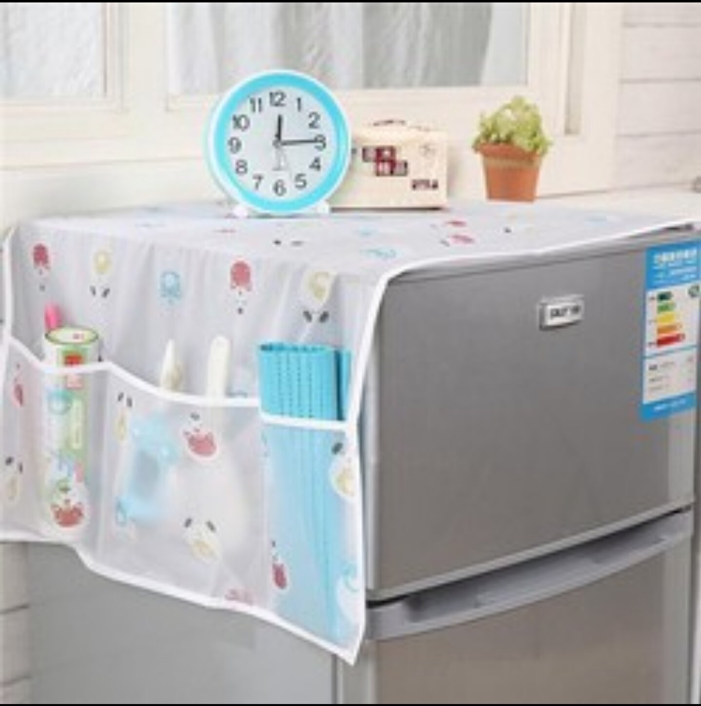 TẤM PHỦ TỦ LẠNH CÓ Ô ĐỂ ĐỒ
